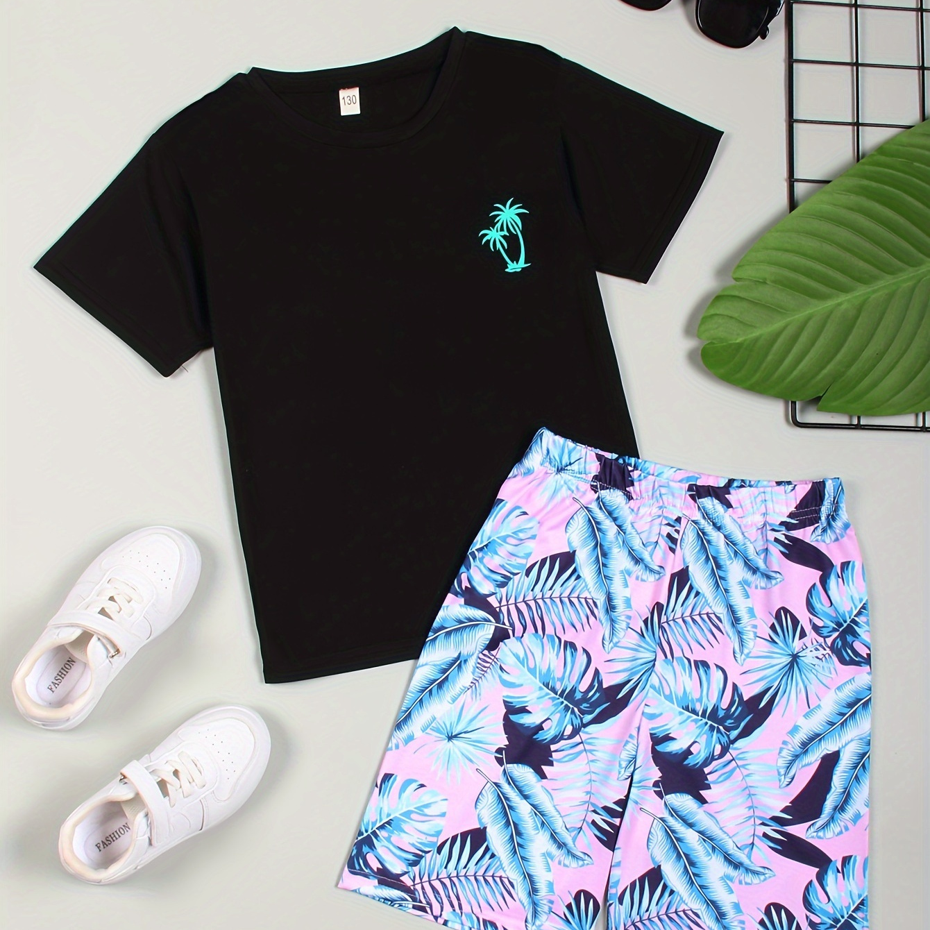 

2pcs Boy's Coconut Tree Pattern Crew Neck T-shirt & Comfy Shorts Set, Boys Clothes For Summer