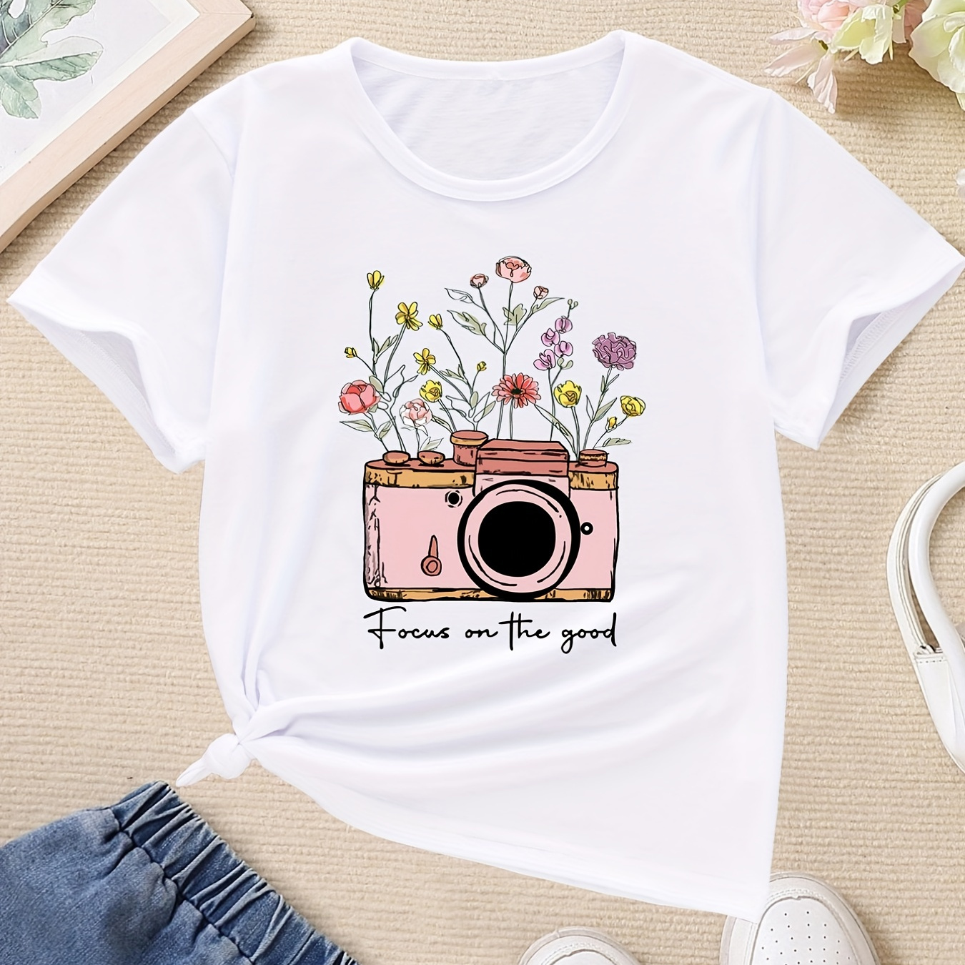 

Girls Flowers And Camera Graphic T-shirt Casual Round Neck Tees Top Teens Kids Summer Clothes
