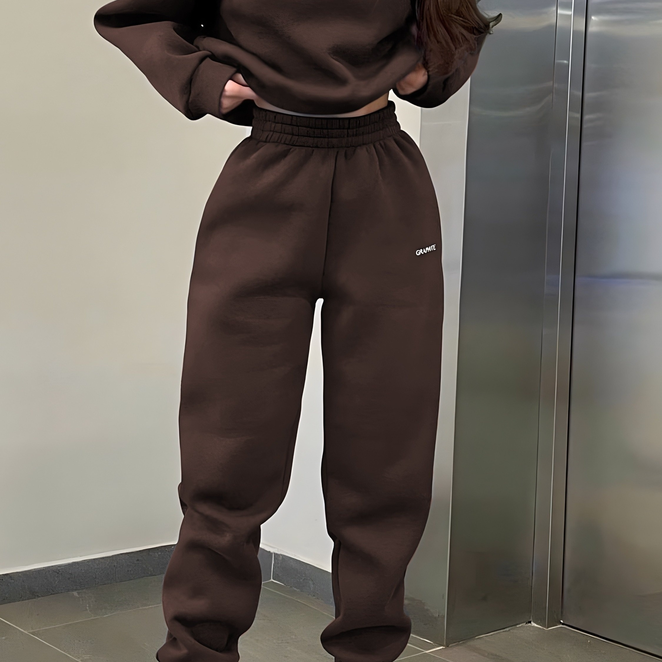 

Tenue de loisirs d'extérieur pour femmes, 2 pièces, sweat-shirt à manches longues et pantalon long, automne et hiver pour la chaleur.