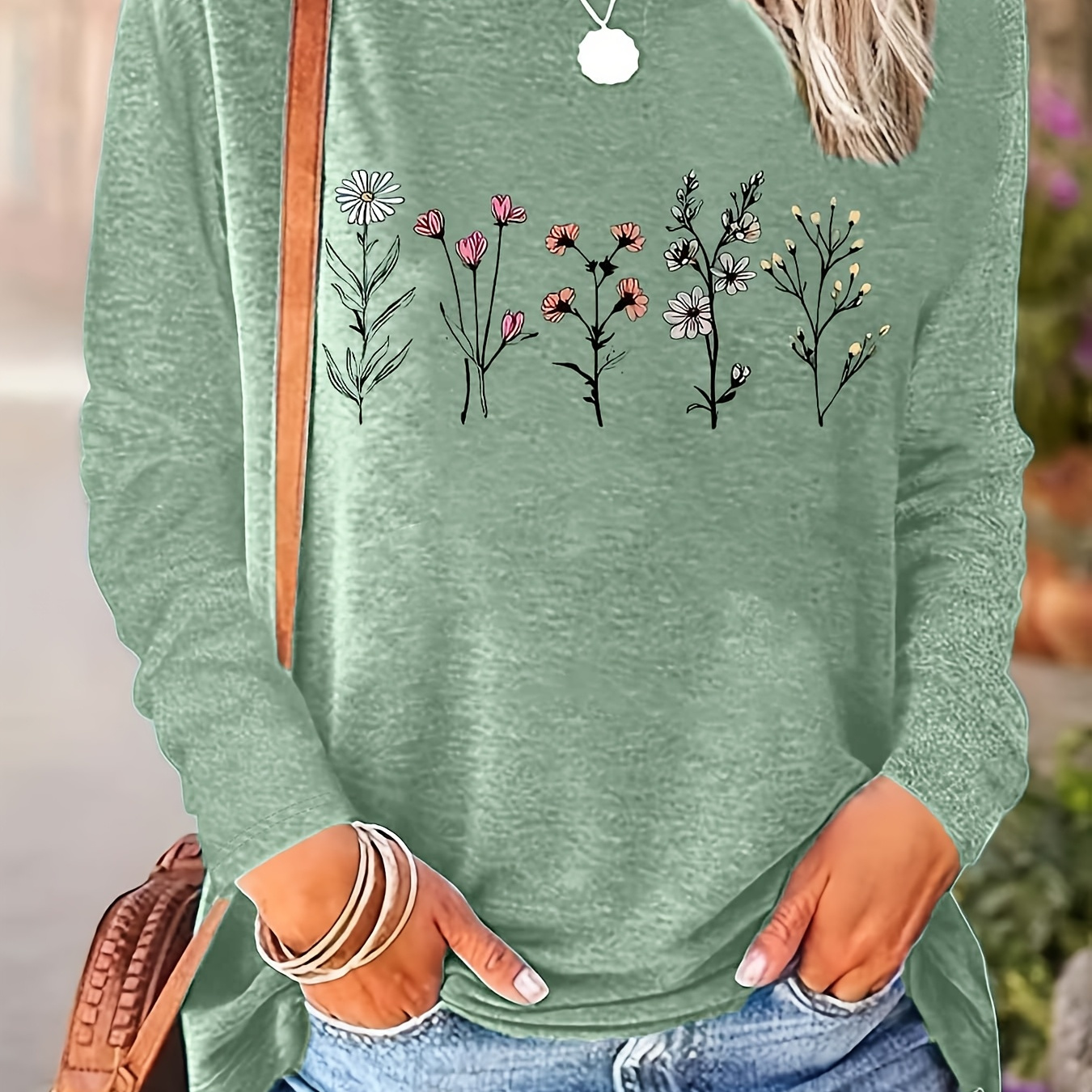 

Women's Casual Floral Print Long Sleeve T-shirt, Polyester Knit Fabric, Crew Neck, Regular Length, For Spring/fall