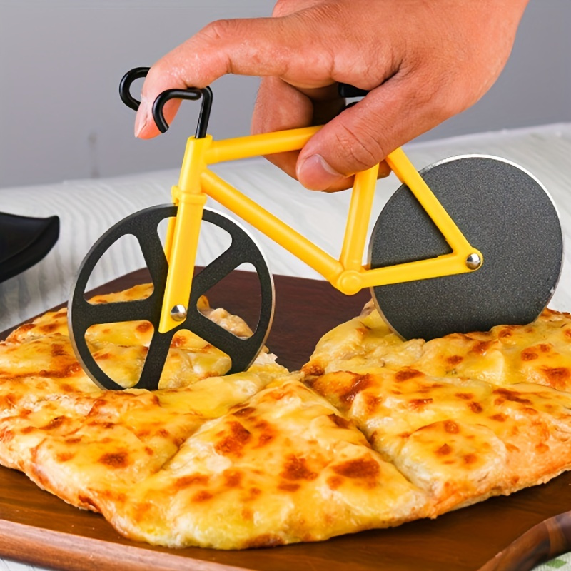 

1pc Bicycle Round Stainless Pizza Cutter, Pizza Knife, Baking Tool, Multi-purpose Cookie Cutter Food Divider Kitchen Tools