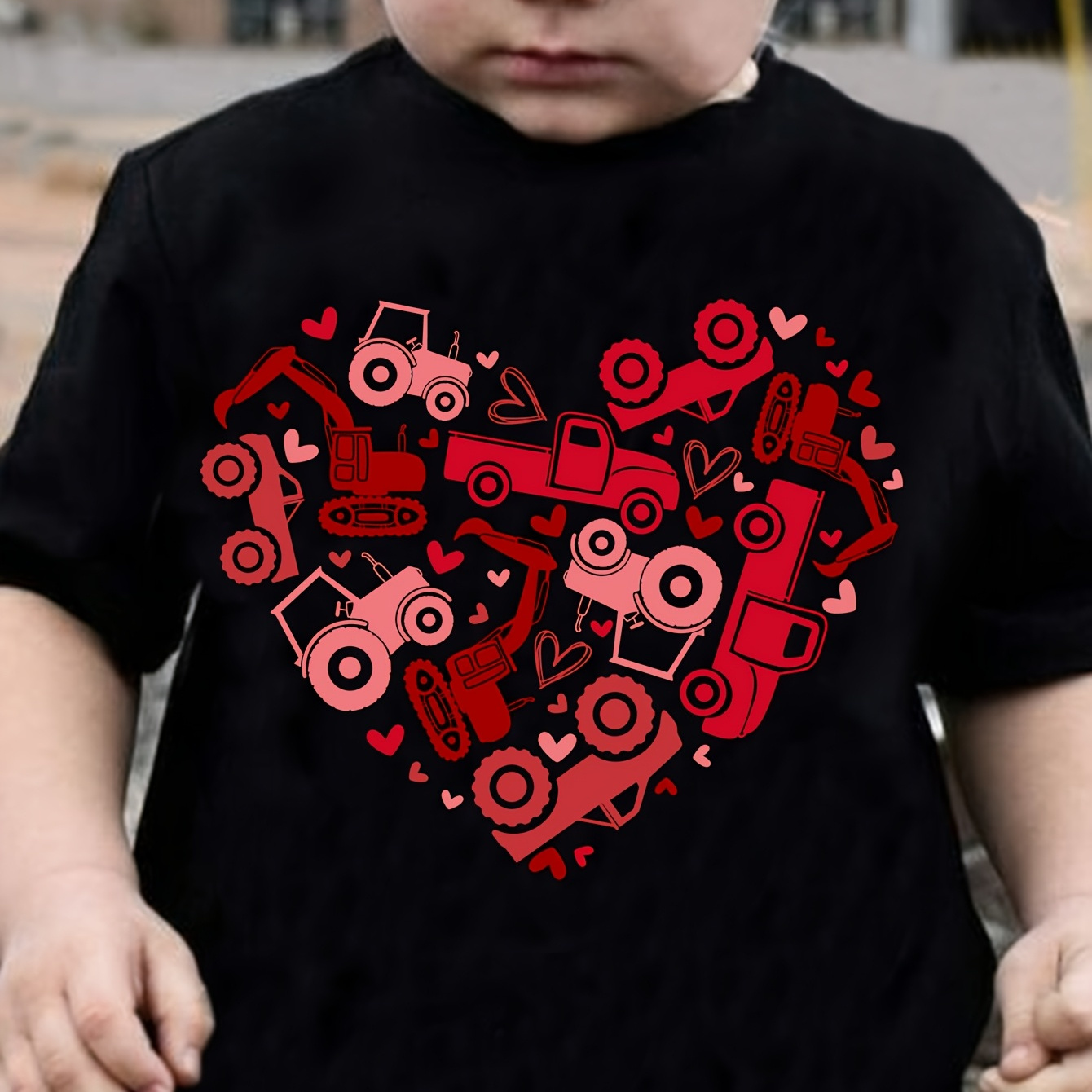 

Chicfull Boys' Valentine's Day T-shirt - Casual With Heart-shaped Car Print, 100% Polyester, Round Neck, Machine Washable - Spring/summer