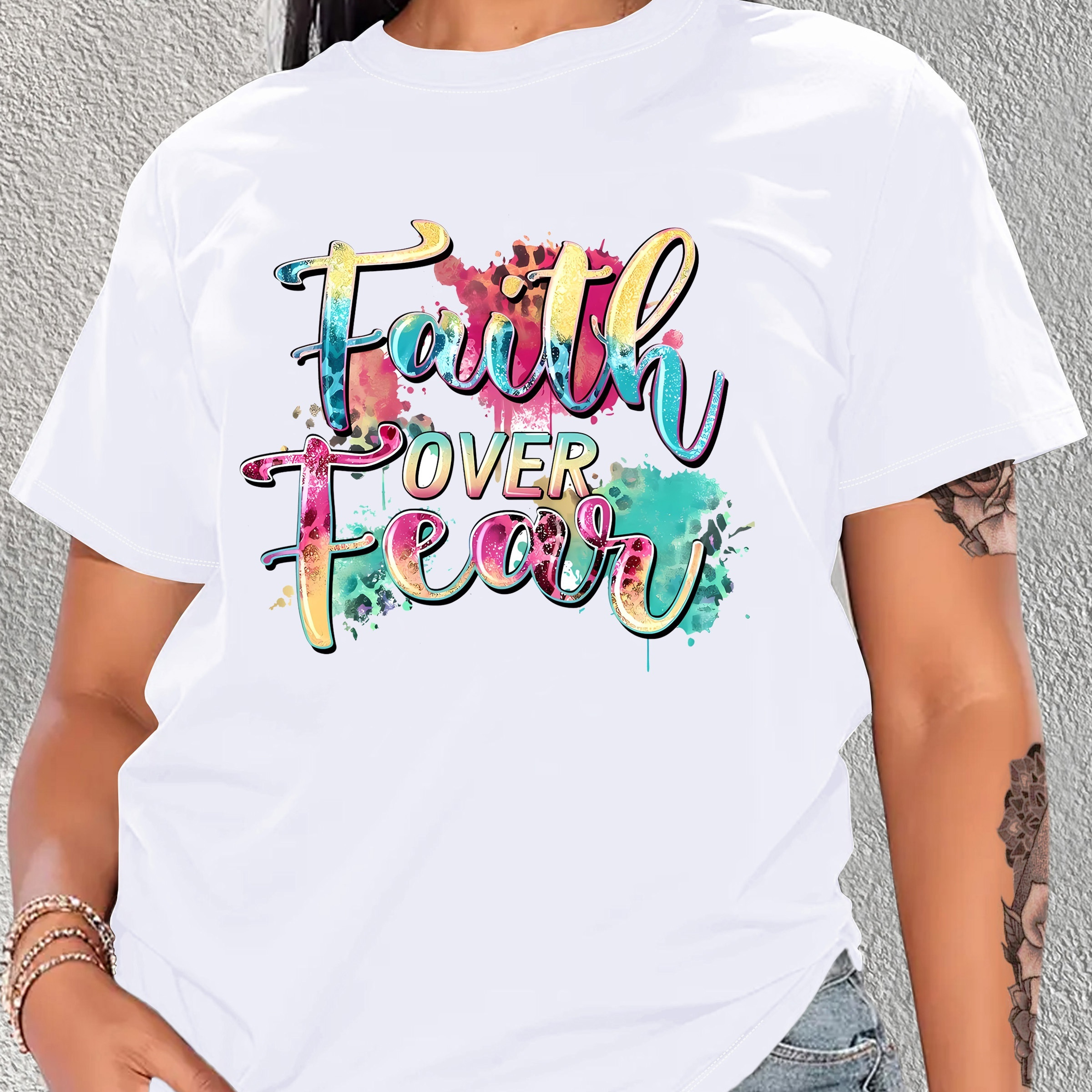 

Splash Print Faith Over Fear Graphic Short Sleeves Sports Tee, Round Neck Workout Causal T-shirt Top, Women's Activewear