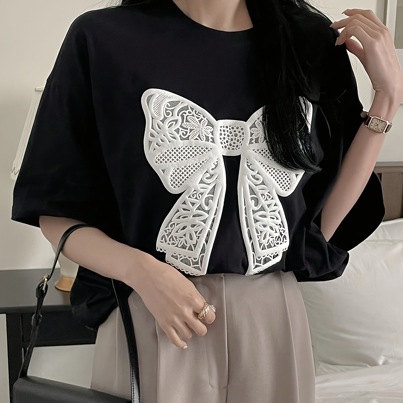 

Lace Bow Pattern Crew Neck T-shirt, Casual Short Sleeve T-shirt For Spring & Summer, Women's Clothing