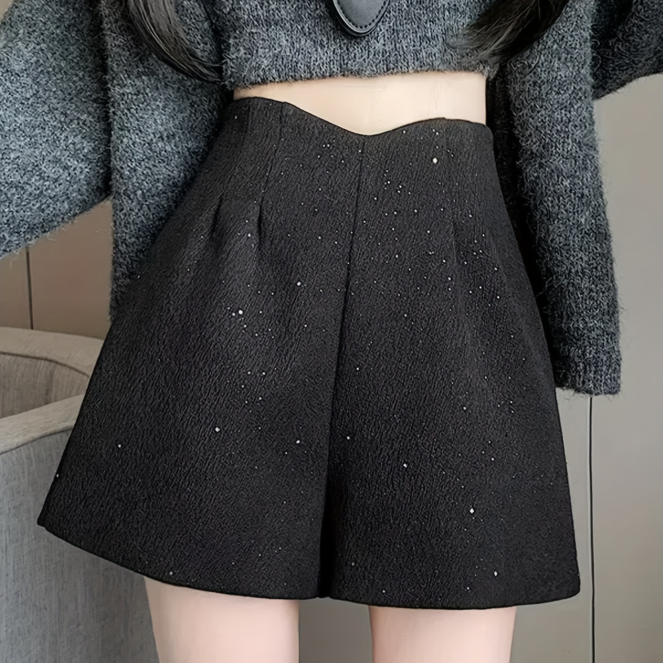 

New Women's Autumn And Winter Fleece High Waist A-shape Shorts