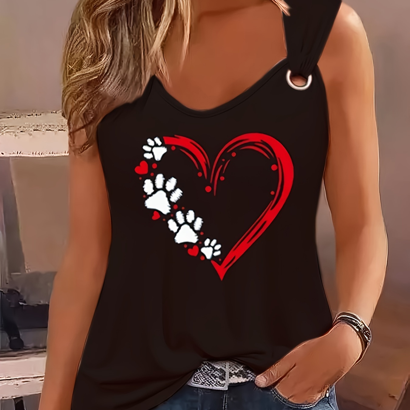 

Plus Size Heart & Paw Print Tank Top, Casual Sleeveless Ring Detail Top For Summer & Spring, Women's Plus Size Clothing