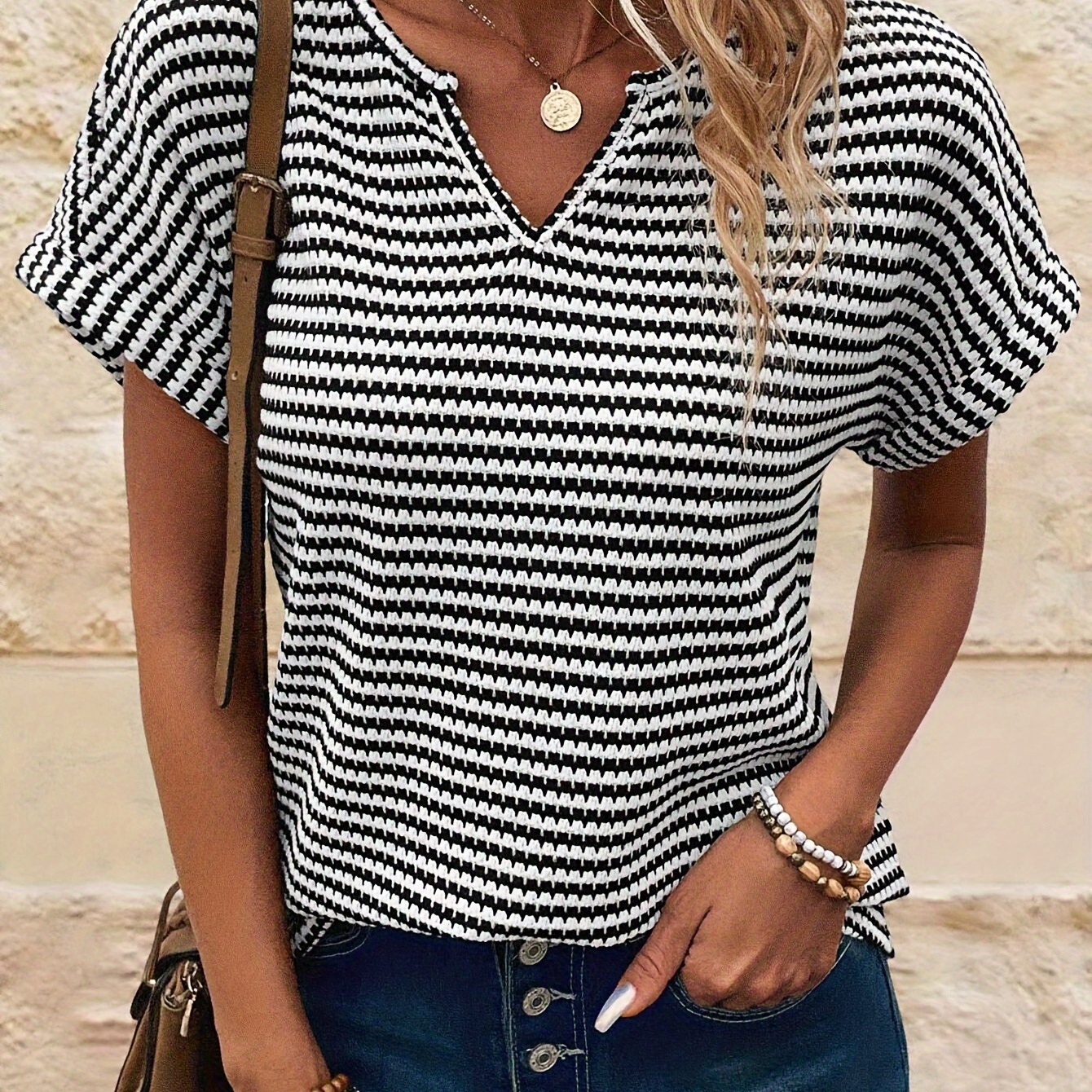 

Striped Pattern Notched Neck T-shirt, Casual Short Sleeve Top For Spring & Summer, Women's Clothing