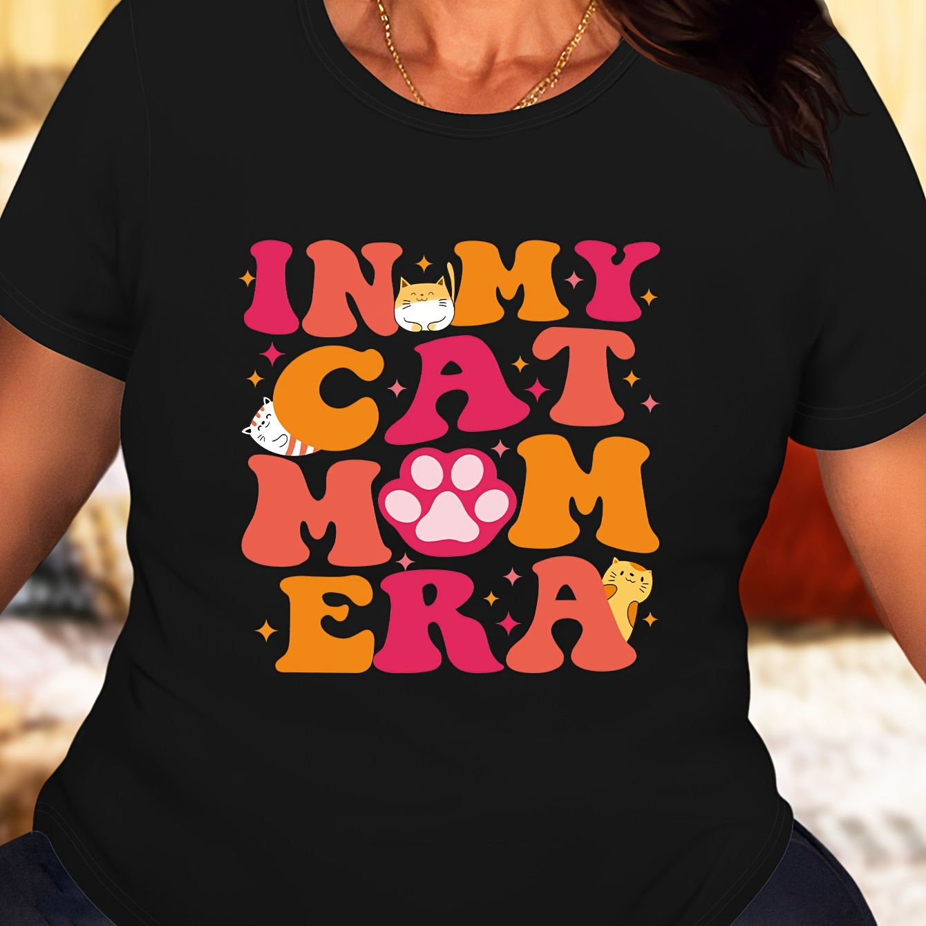 

Plus Size Cat Mom Print T-shirt, Casual Short Sleeve Crew Neck Top For Spring & Summer, Women's Plus Size Clothing