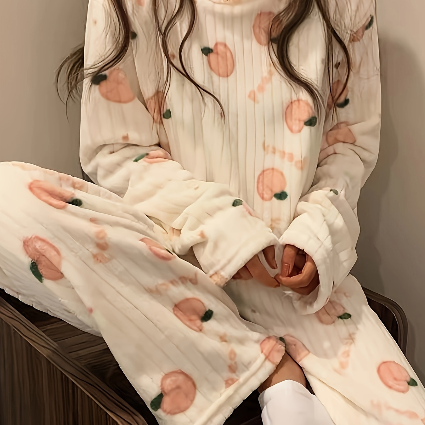 

Women's Peach Print Sweet Ribbed Pajama Set, Long Sleeve Round Neck Top & Pants, Comfortable Relaxed Fit For Fall & Winter