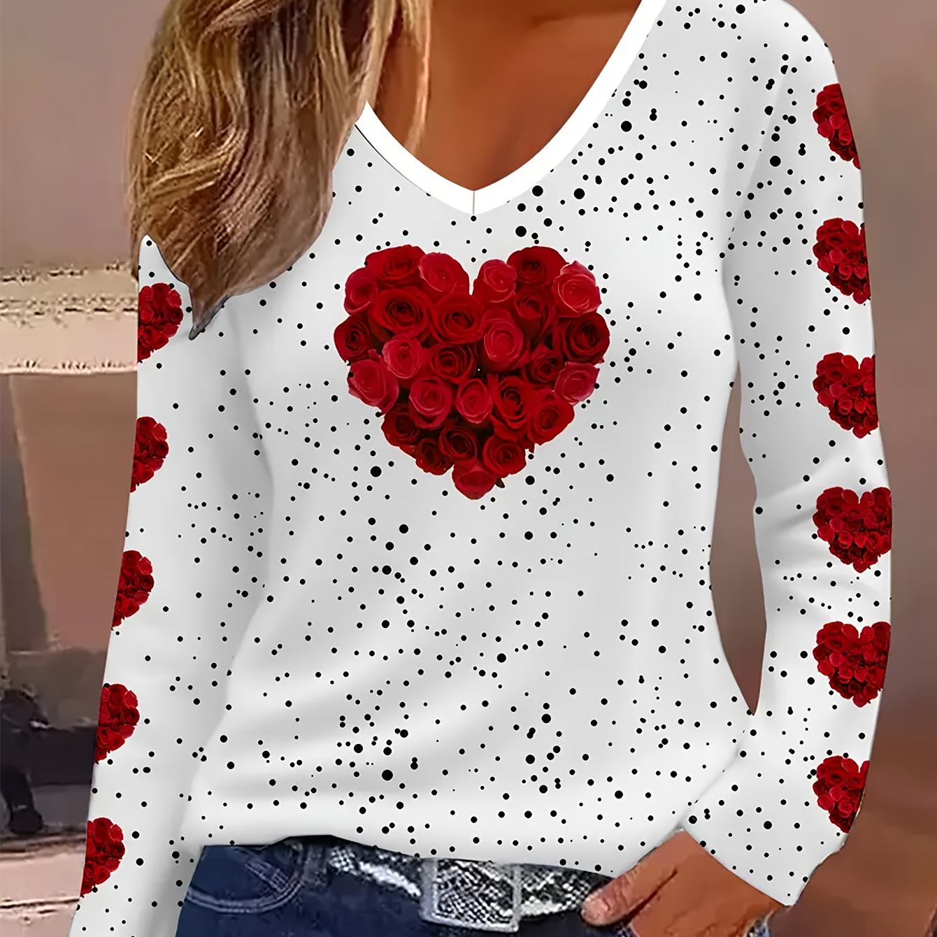 TEMU New Autumn And Elegant Heart Print Suitable For Daily Casual Photo Temperament Women V-neck T-shirt Top