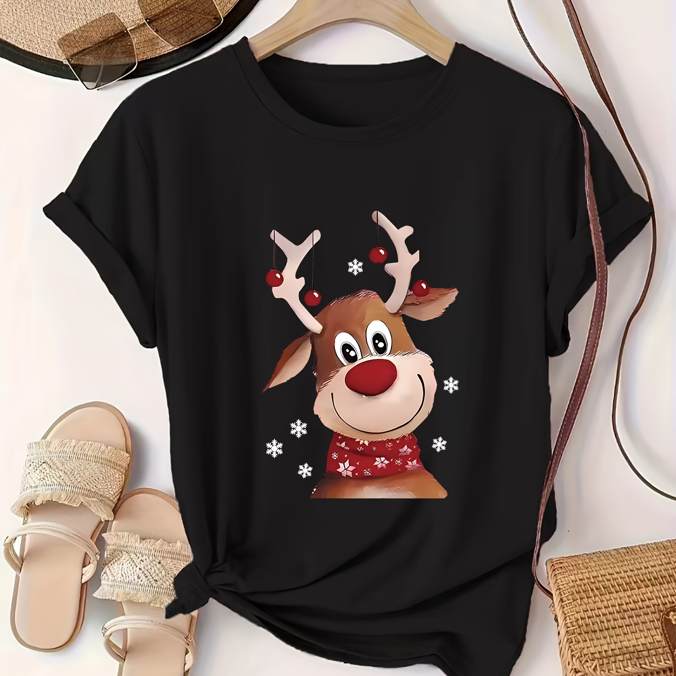 

Women's Casual Short Sleeve T-shirt With Christmas & Reindeer Print - Soft Polyester , Crew Neck, Machine Washable