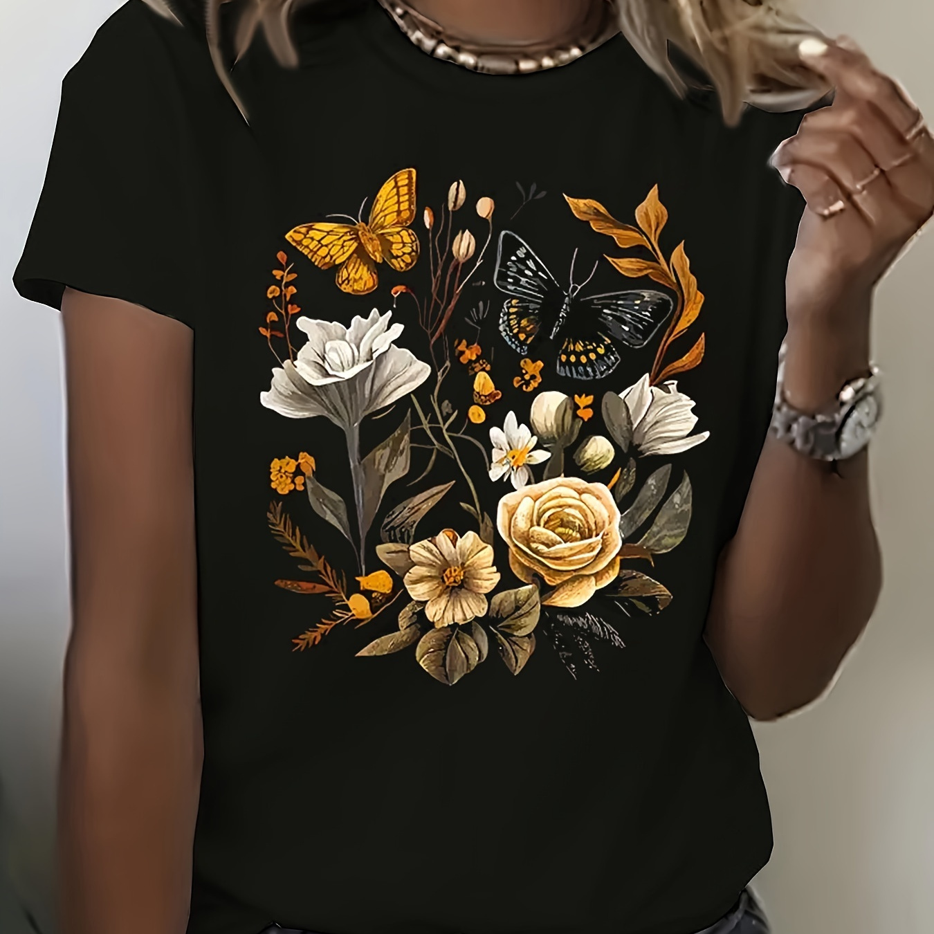 

T-shirt à col rond à imprimé papillon, haut décontracté à manches courtes pour le printemps et l'été, vêtements pour femmes