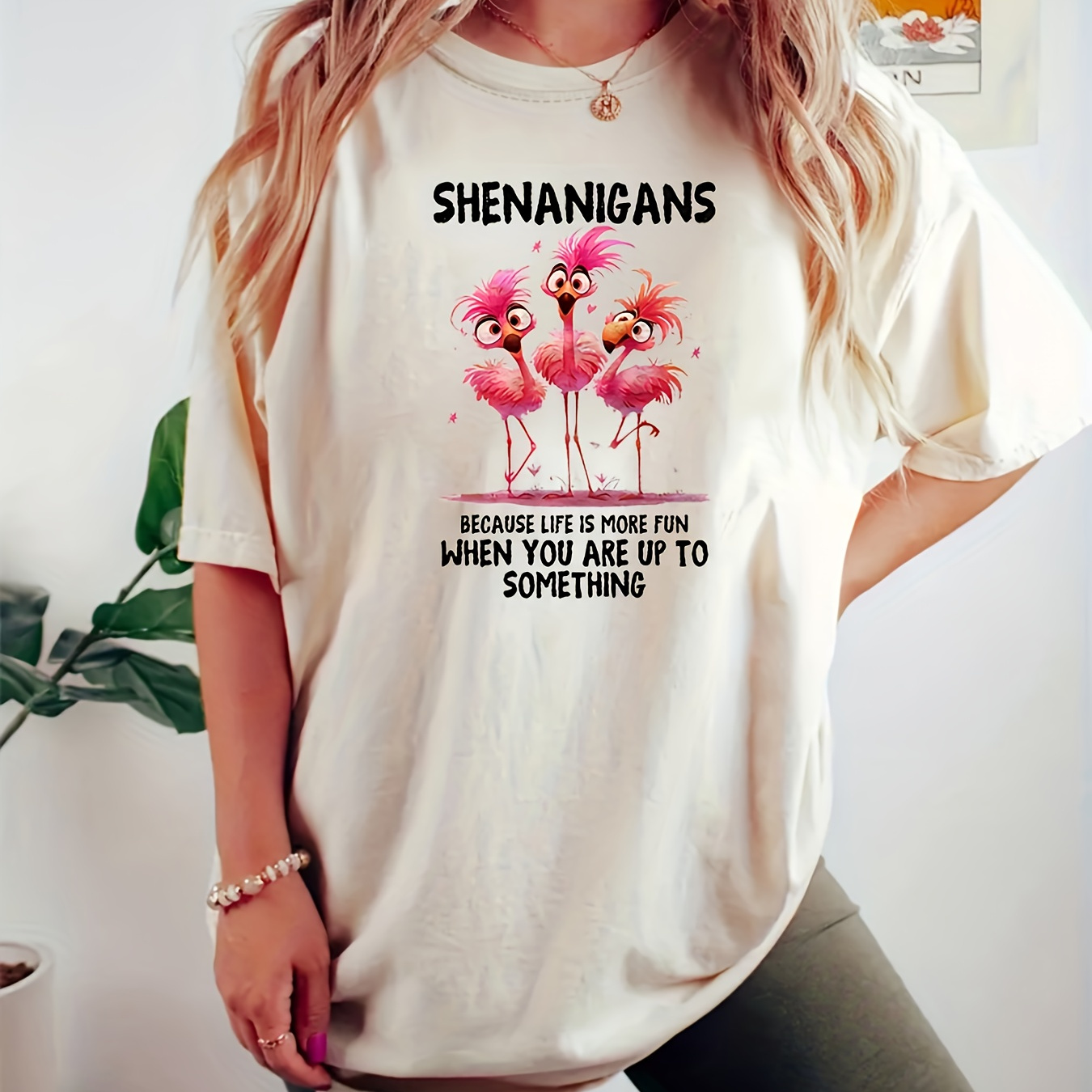 

Plus Size Flamingo Print T-shirt, Casual Crew Neck Short Sleeve T-shirt, Women's Plus Size clothing