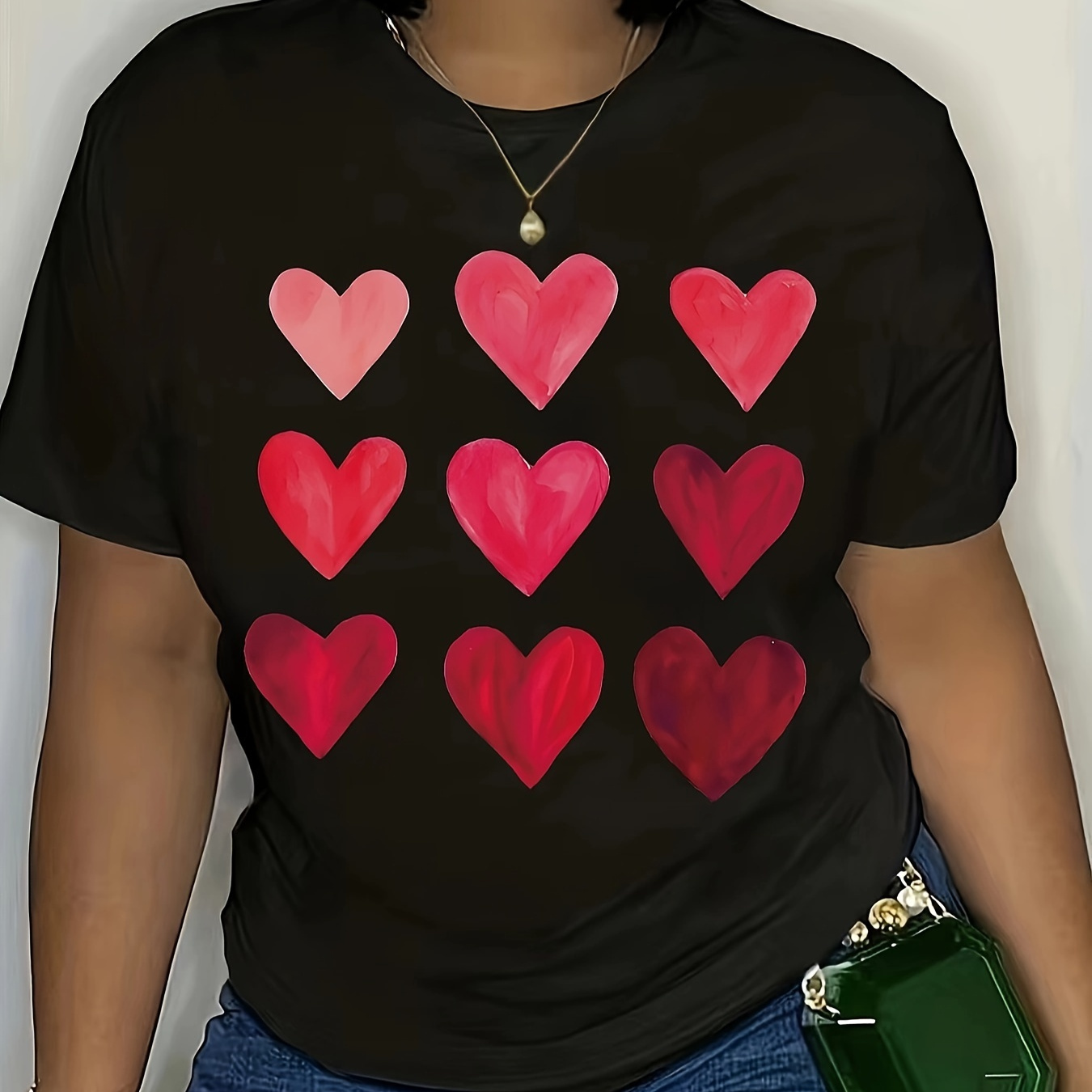 

Heart Print Crew Neck T-shirt, Casual Short Sleeve Top For Spring & Summer, Women's Clothing