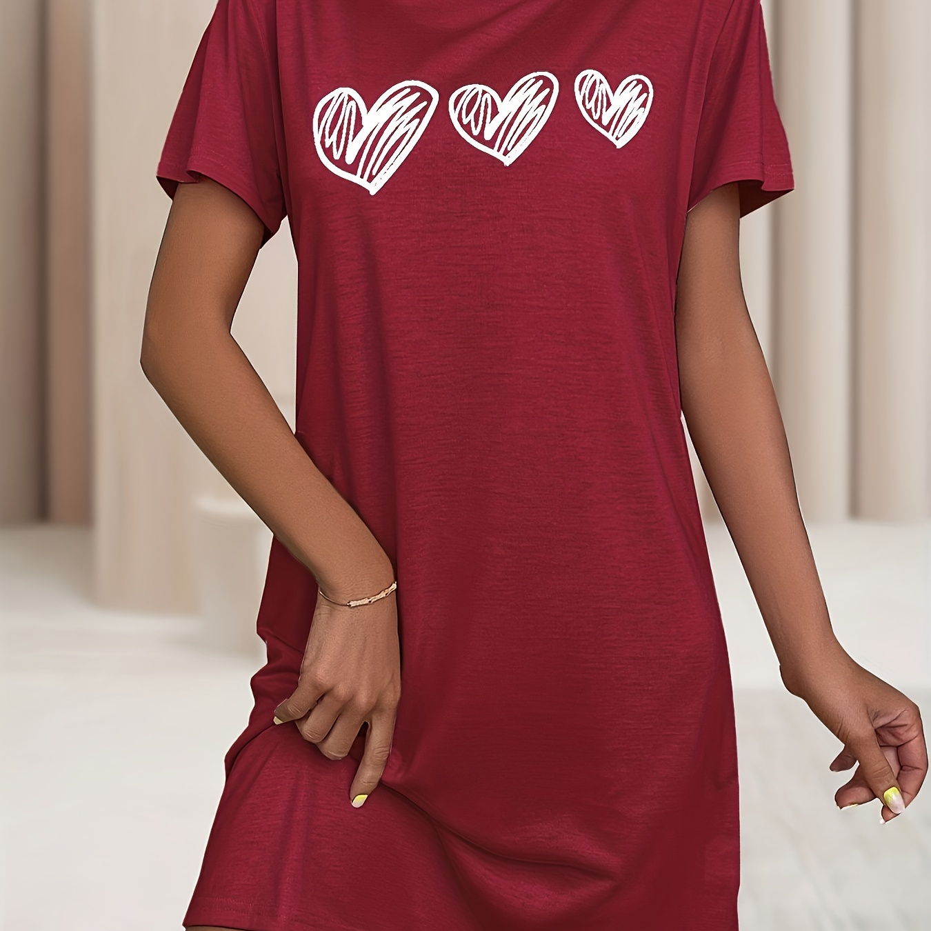 

1 Pc, Heart Print Long Short-sleeved T-shirt Pajamas, Women's Nightgown Pajamas, Comfortable And Breathable Thin Crew Neck Casual Women's Loungewear