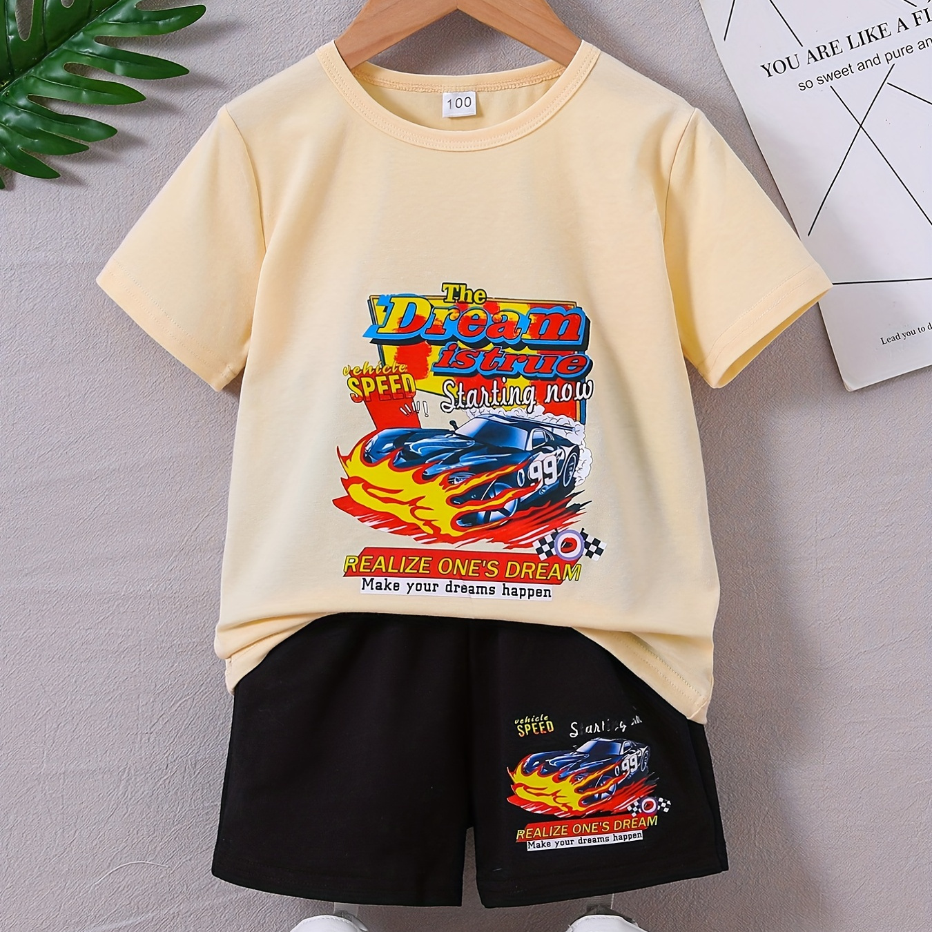 

Boys "the Dream Is True" Racing Car Casual Outfit Round Neck T-shirt & Shorts For Summer Kids Clothes