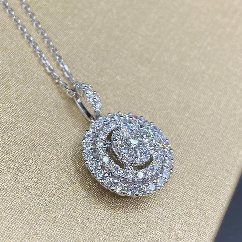 

Hollow Round Pendant Necklace With Inlaid Shiny Synthetic Zirconia, Temperament Clavicle Chain For Bridal Wedding Jewelry