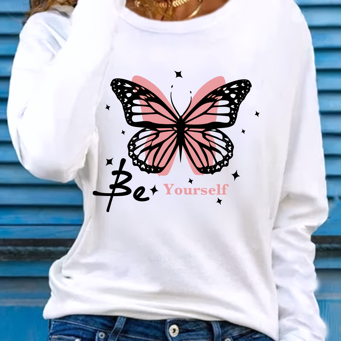 

Chic Graphic Long Sleeve T-shirt For Women - Casual Crew Neck, Spring & Fall, Machine Washable Polyester