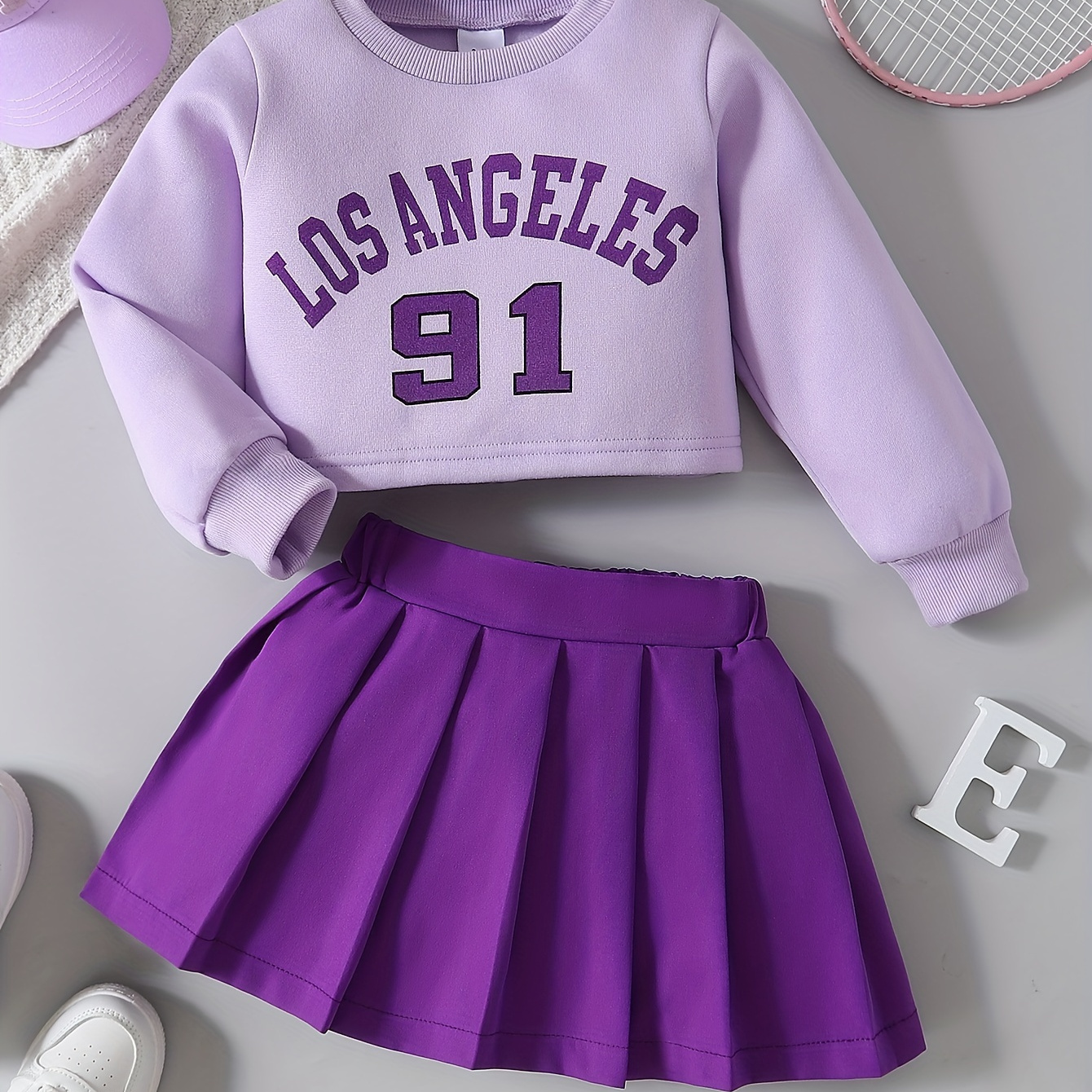 

Girls 2pcs Los Angeles Print Pullover + Solid Pleated Skirt Trendy Outfits Gift