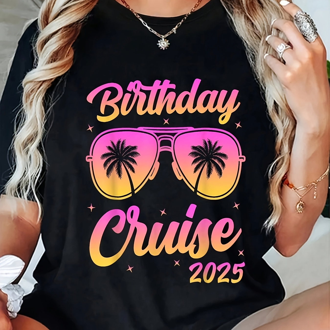 

Chic "birthday Cruise 2025" Graphic Tee - Women's Casual With Pink & Glasses Design, Round Neck, Short Sleeve, Stretchy Polyester , Machine Washable - Spring/summer/fall