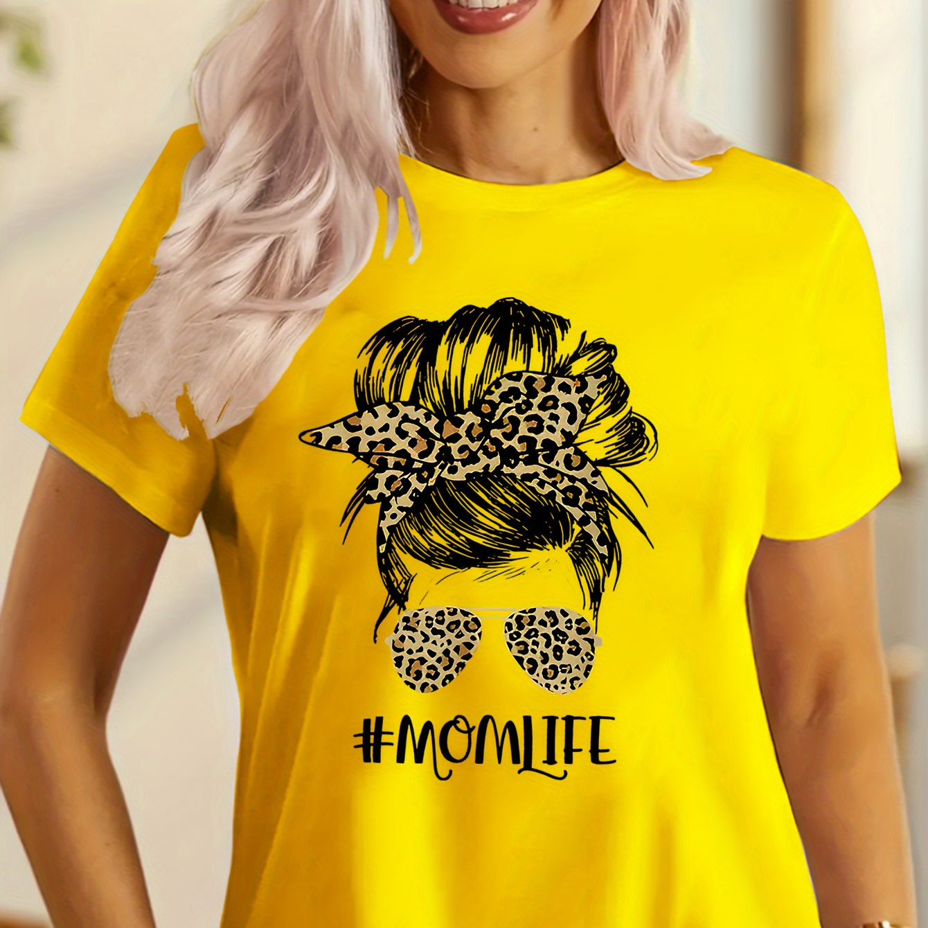 

Mom Life Print T-shirt, Short Sleeve Crew Neck Casual Top For Summer & Spring, Women's Clothing