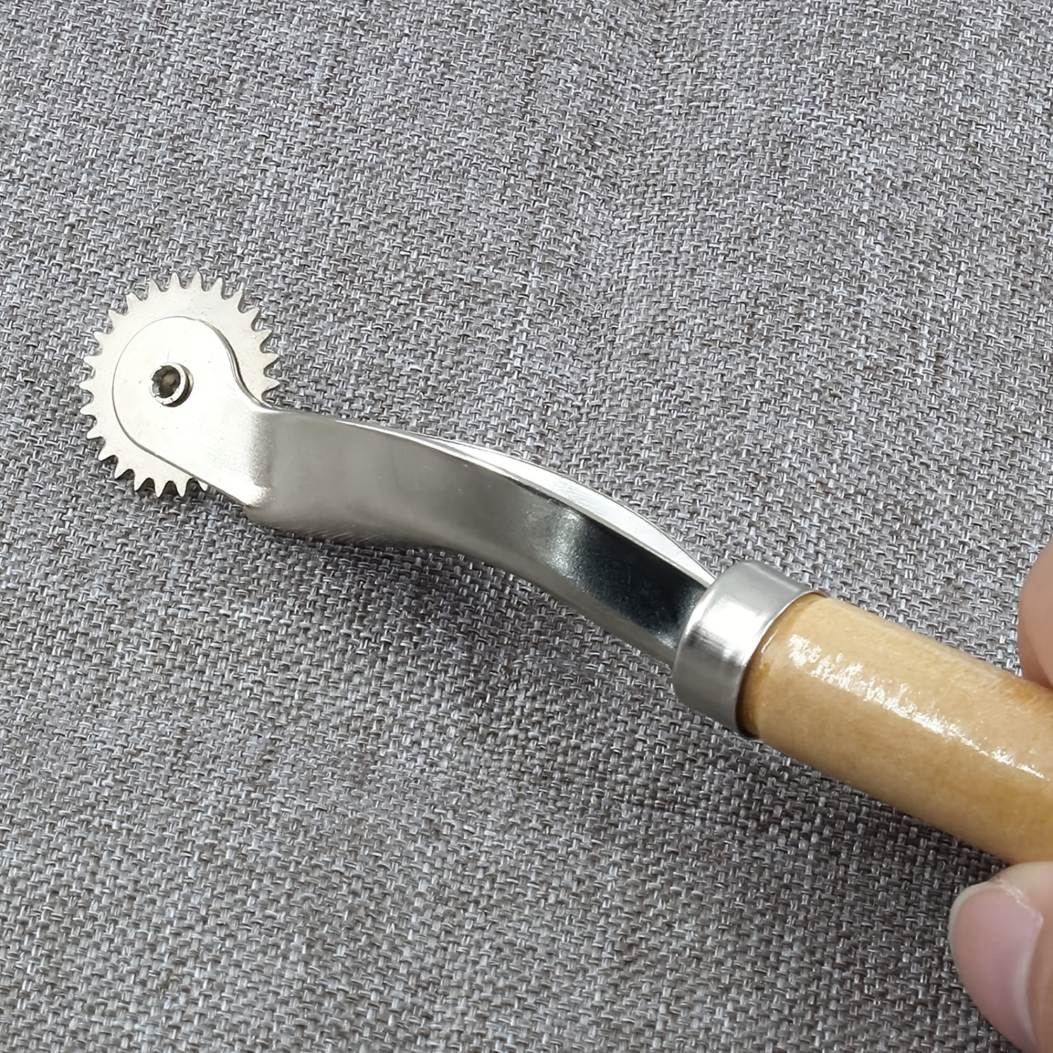 5Pcs Serrated Tracing Wheel Sewing Wheel with Handle Leather Paper Fabric Sewing  Wheel Tool 