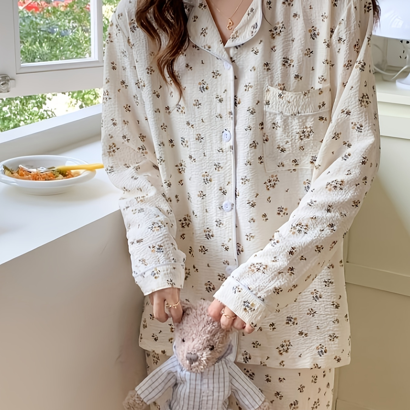 

Chic Floral Print Women's Pajama Set - Cozy Long Sleeve Button- & Waist Pants, Polyester Casual Loungewear For Fall/winter, Machine Washable