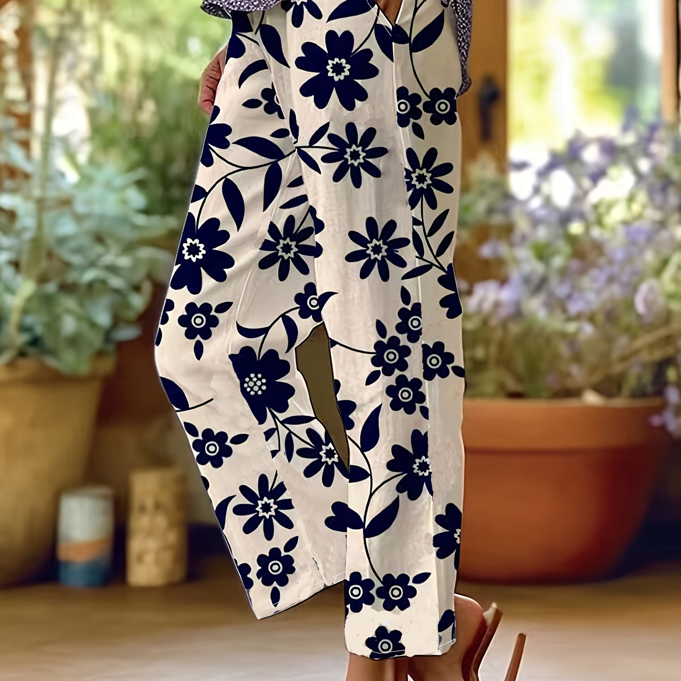 

Plus Size Floral Print Straight Leg Pants, Casual Elastic Waist Pants For Spring & Fall, Women's Plus Size Clothing