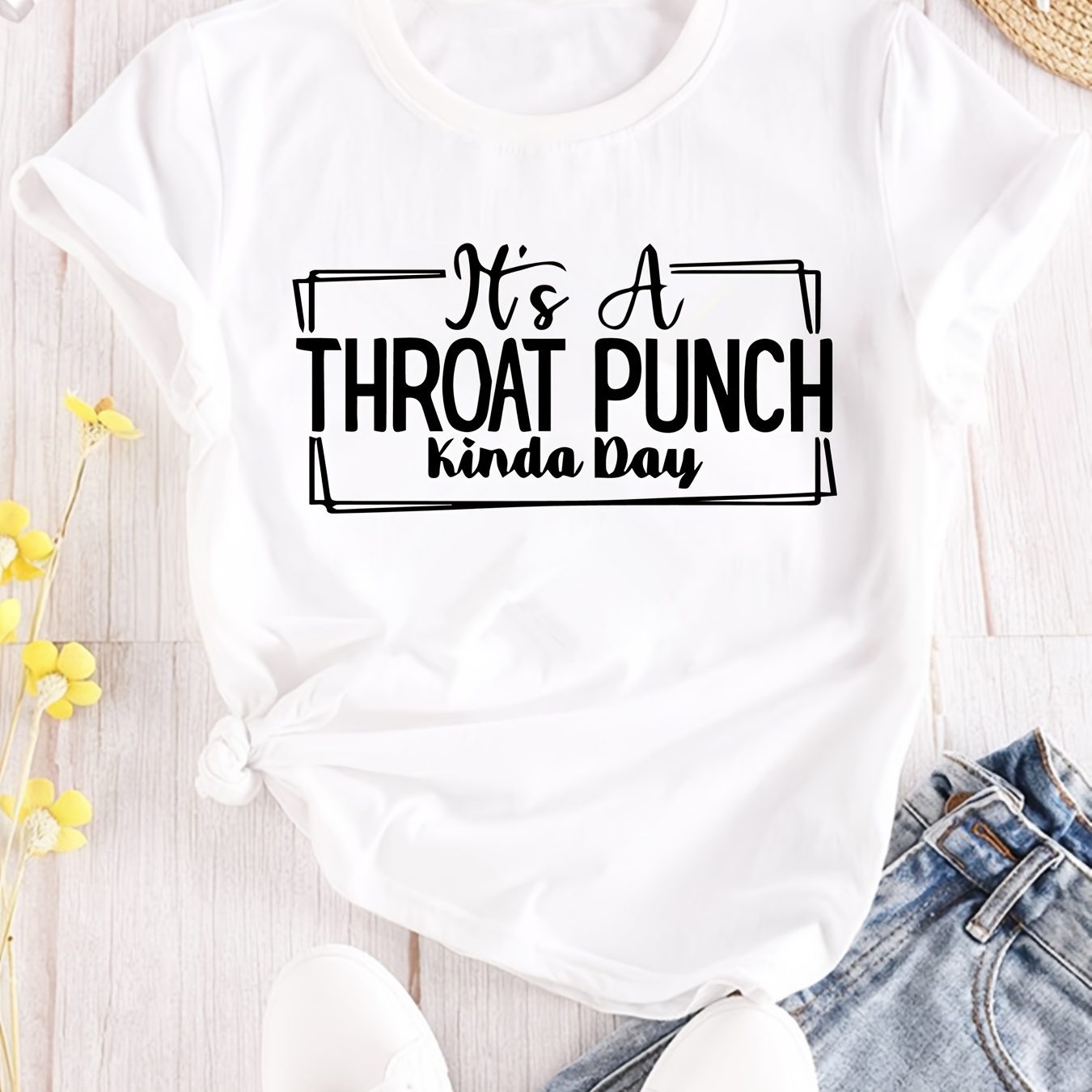

Plus Size Throat Punch Print T-shirt, Casual Crew Neck Short Sleeve T-shirt, Women's Plus Size clothing