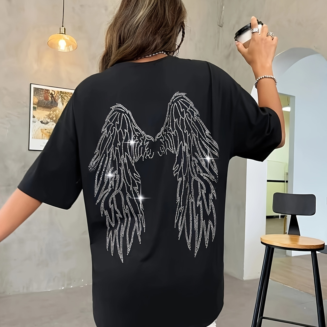 

Women's Casual Feather Print T-shirt - Crew Neck, Short Sleeve, Stretchy Polyester , Machine Washable