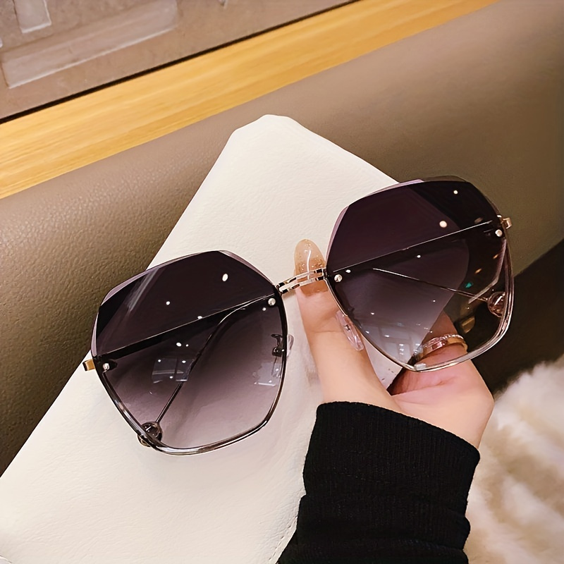 

Summer Trendy Frameless Gradient Color Eyeglasses Outdoor Stylish Metal Large Sunshade Eyewear