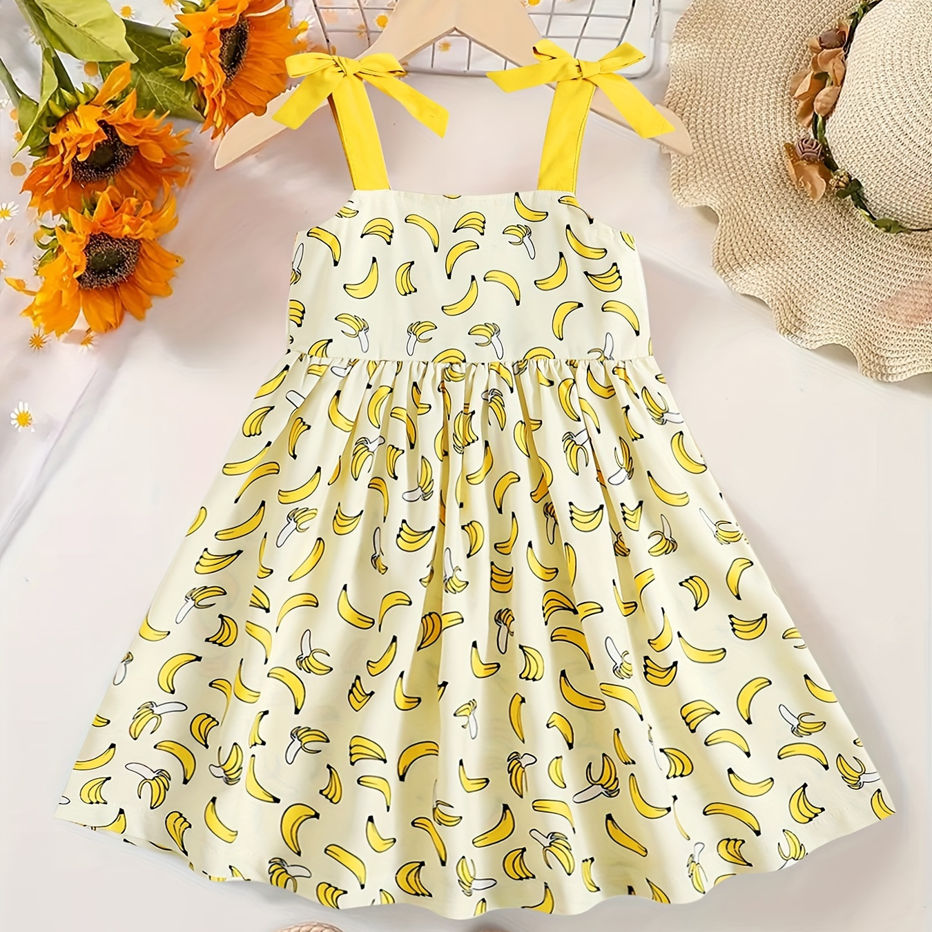 

Sweet Girl's Splicing Cartoon Banana Graphic Bow Decor Sleeveless Dress For Summer Holiday Party Gift