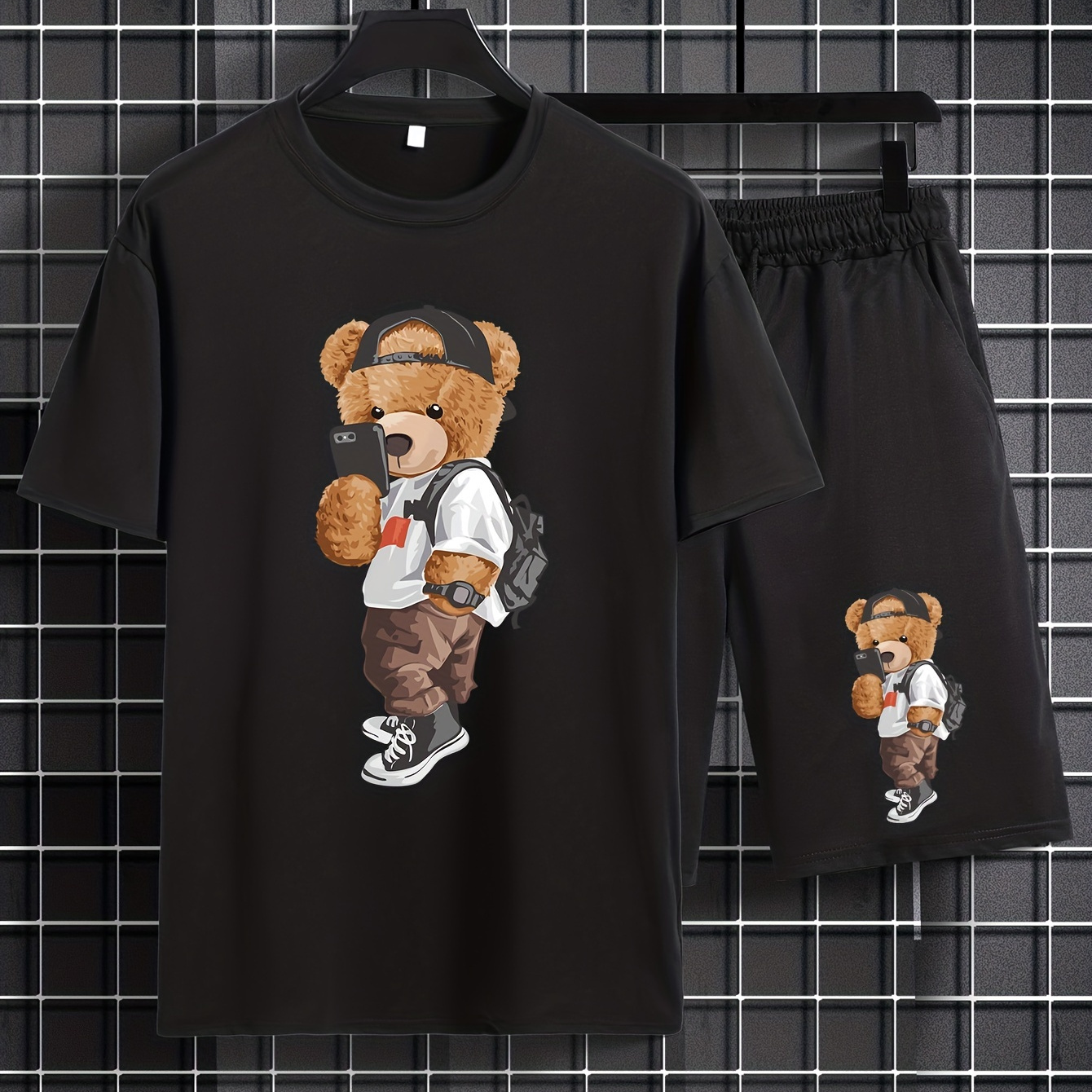 

Plus Size Men's Cartoon Cool Bear With Phone Graphic Print T-shirt & Shorts Set For Sports/workout/outdoor, Summer Trendy Oversized 2pcs Tracksuit For Summer, Men's Clothing