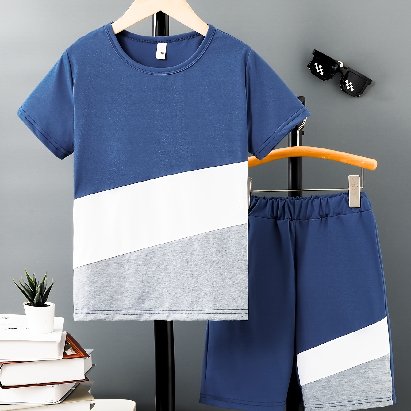 

2pcs Boys Colorblock Short Sleeve T-shirt & Shorts Set, Comfy Summer Boys Clothes