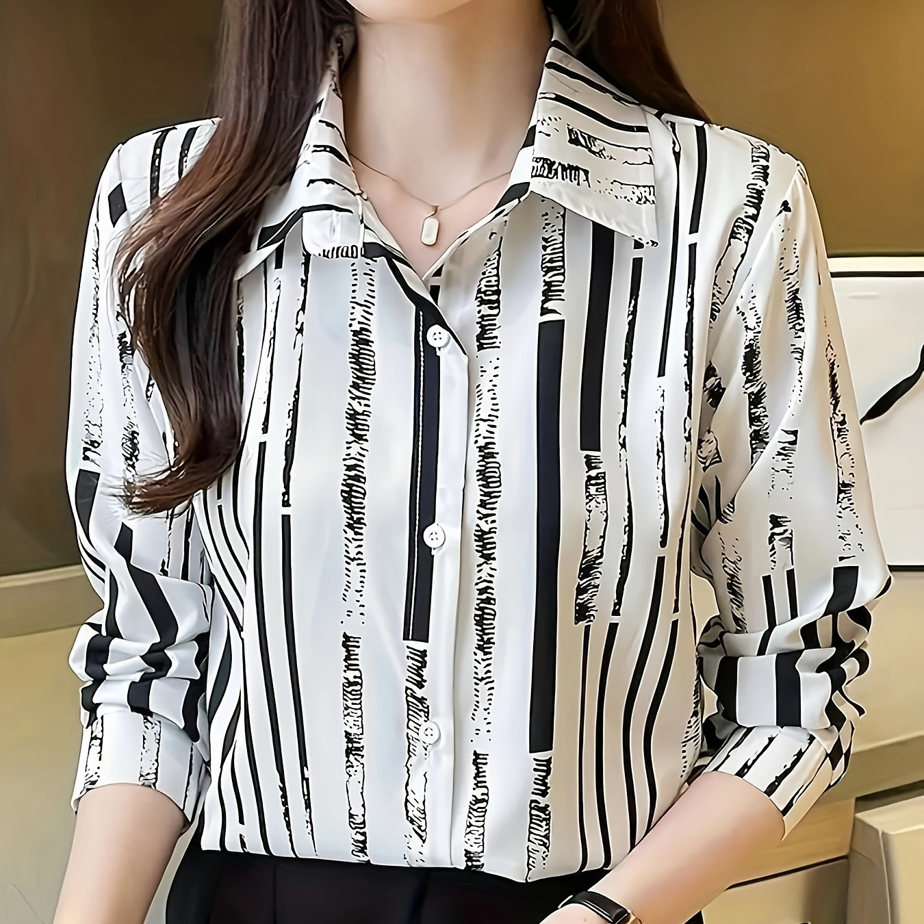 

New Women's Casual Long-sleeve Polo Shirt With Striped Print And Button- Collar For Spring And Autumn.