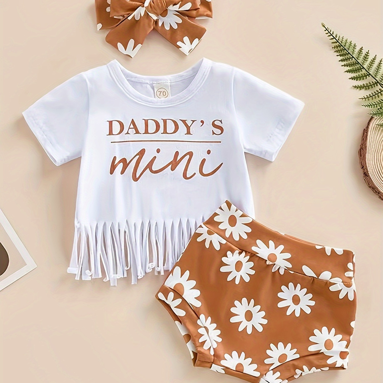 

Baby's "daddy's Mini" Print 2pcs Casual Summer Outfit, Tassel Trim T-shirt & Hairband & Flower Pattern Shorts Set, Toddler & Infant Girl's Clothes For Daily/holiday/party