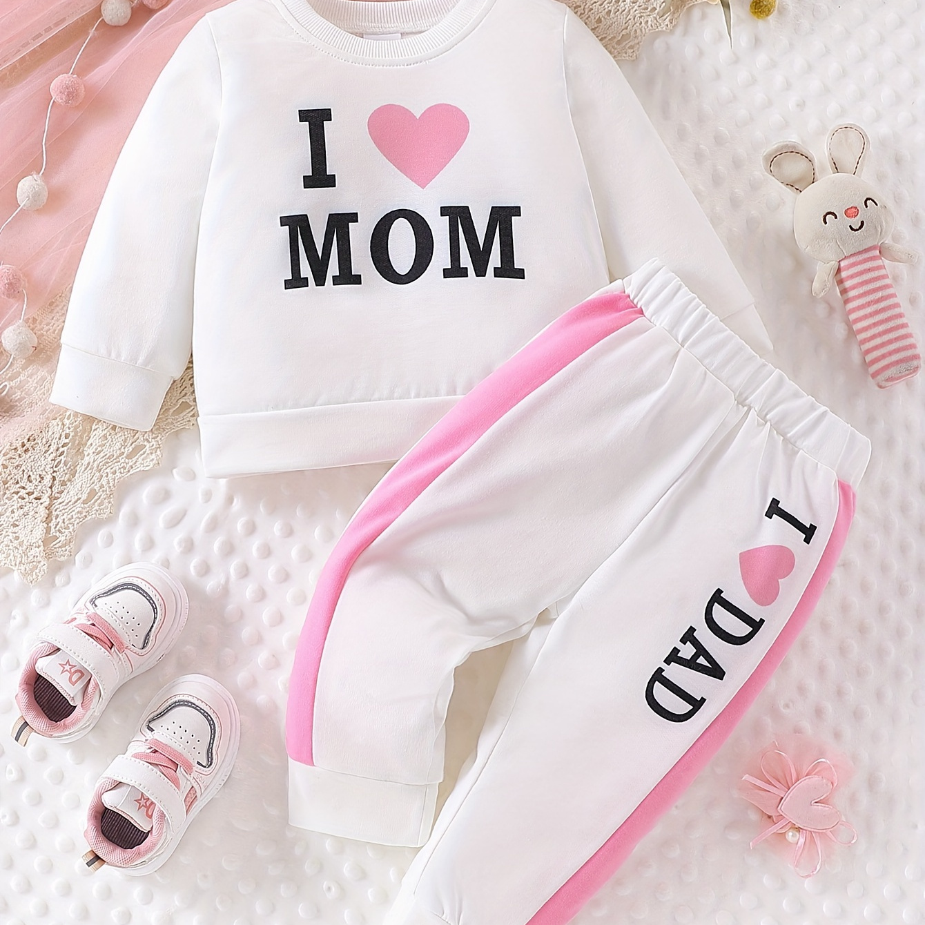 

Baby's "i Love Mom Dad" Print 2pcs Casual Winter/fall Outfit, Sweatshirt & Color Clash Sweatpants Set, Toddler & Infant Girl's Clothes For Daily Wear