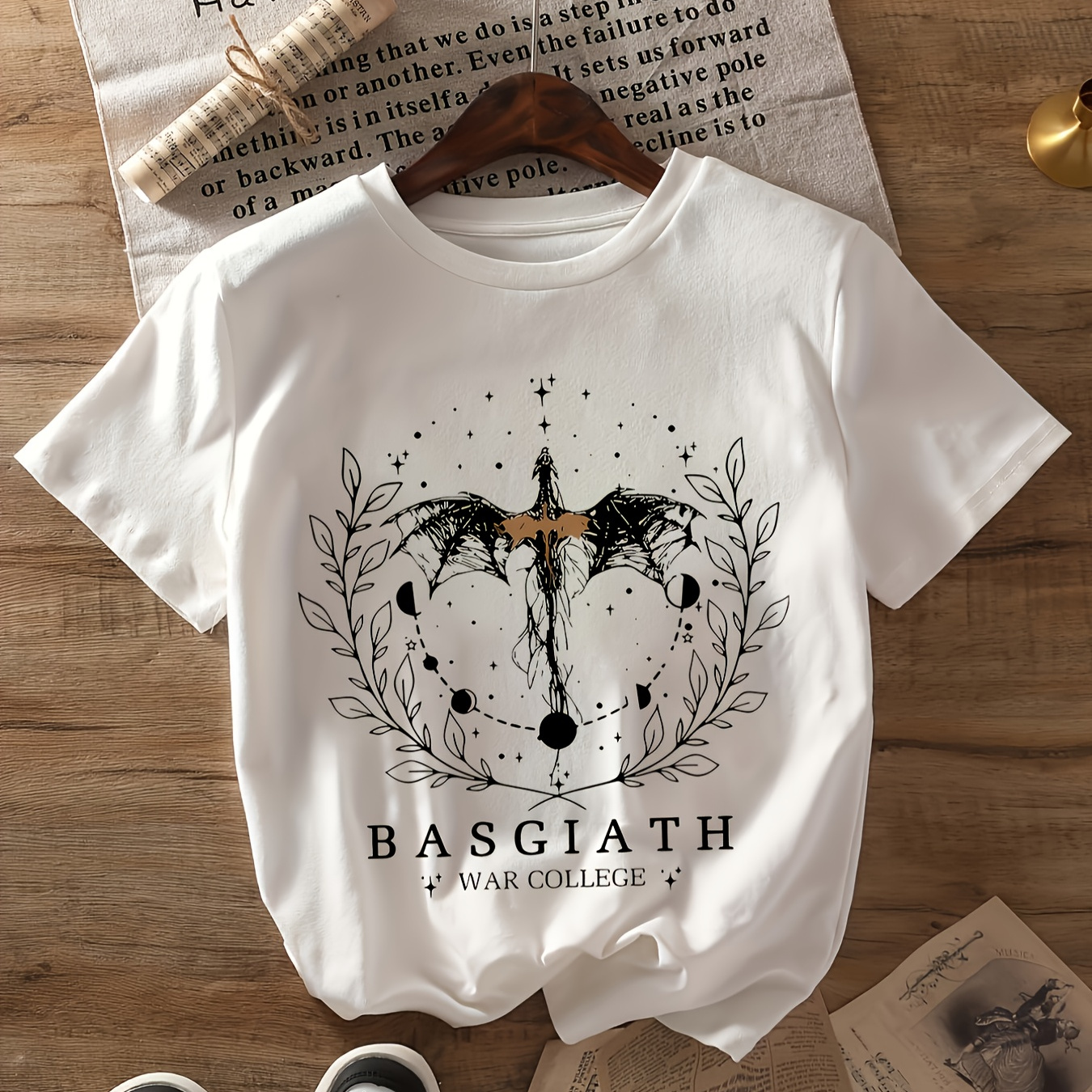 

Short-sleeved Round-neck Casual Top Featuring A Printed Design Of A Dragon Knight With A Fourth Wing, Suitable For Summer And Spring, Women's Clothing.