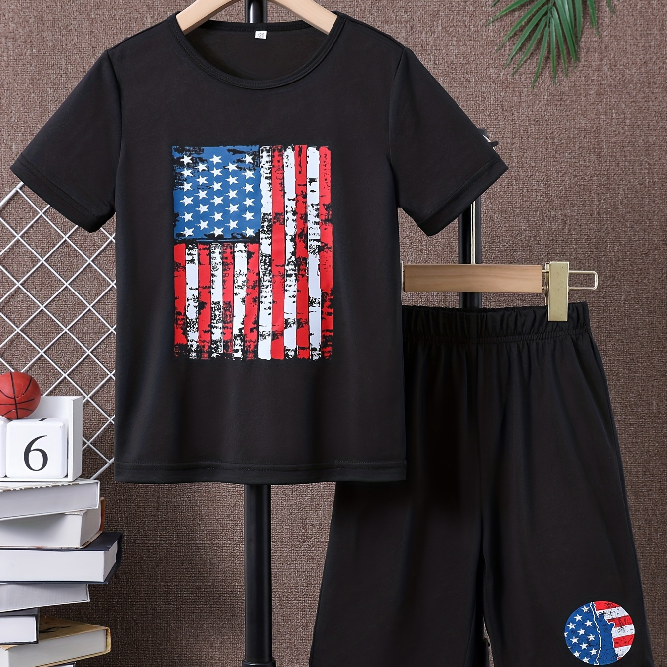 Boy's American Flag Print Casual Outfit, Round Neck T-shirt & Shorts For Independence Day Kids Summer Clothes Sets