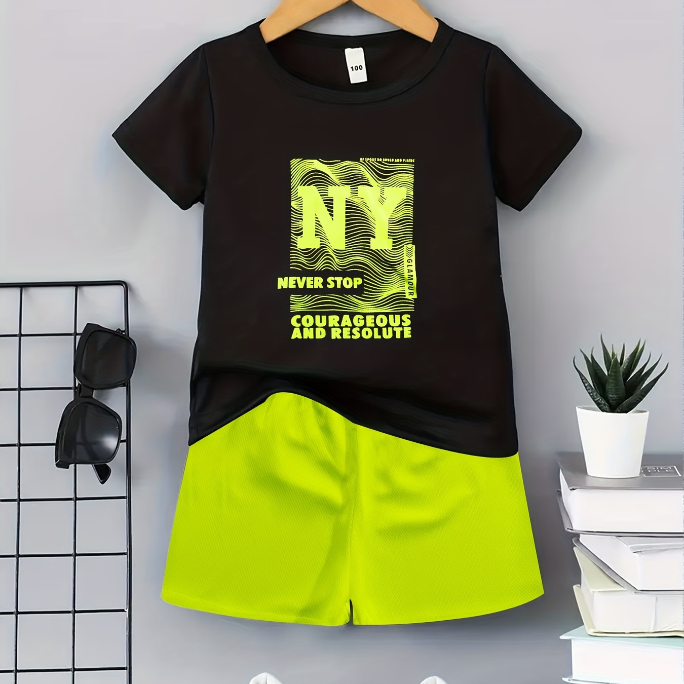 

Boys "never Stop, Courageous And Resolute" Casual Outfit Round Neck T-shirt & Shorts Kids Summer Clothes Sets
