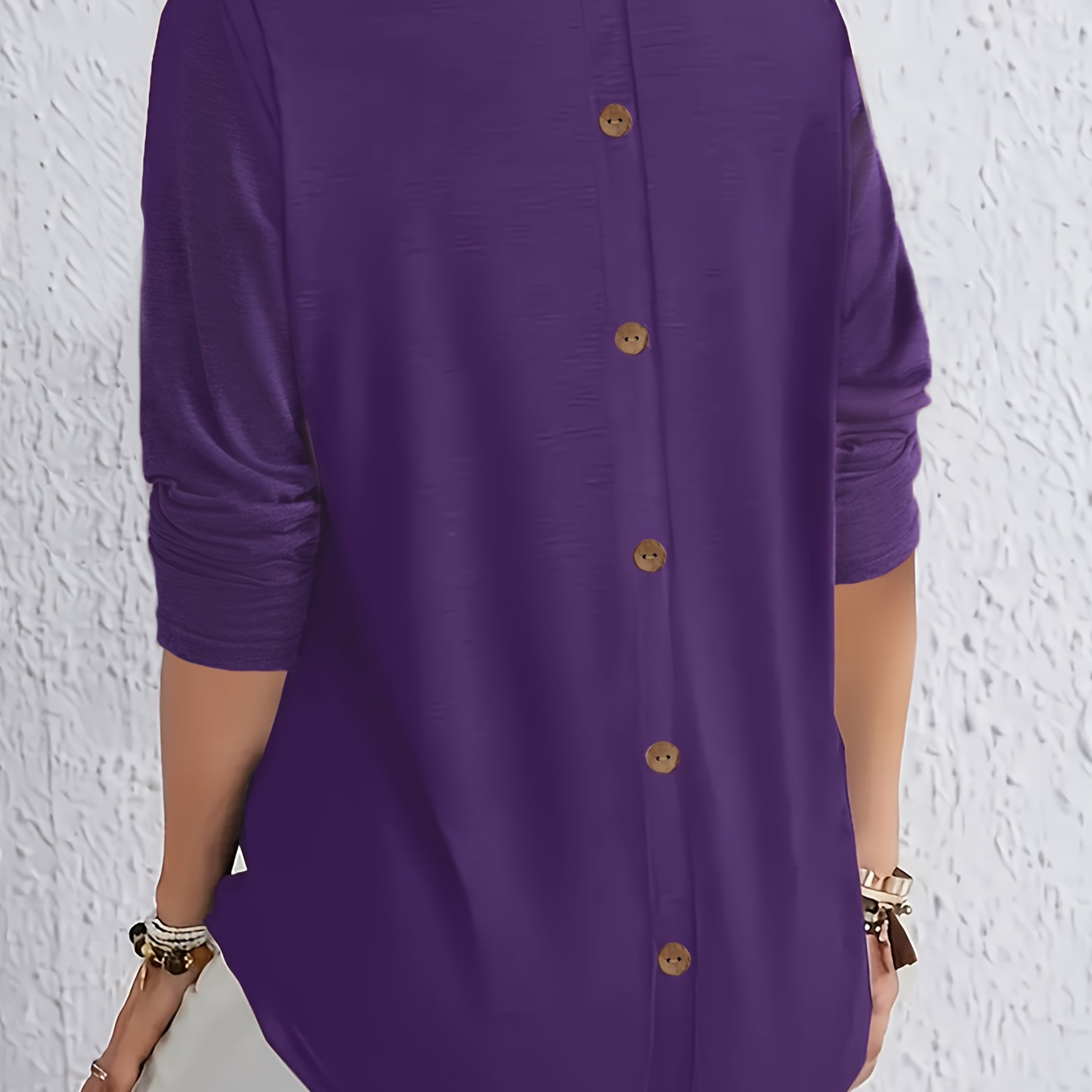 

1pc Size Long Sleeve T-shirt With Button Back Closure, Polyester Round Neck Pullover Top For Spring And Fall - Solid Color Regular Fit Blouse