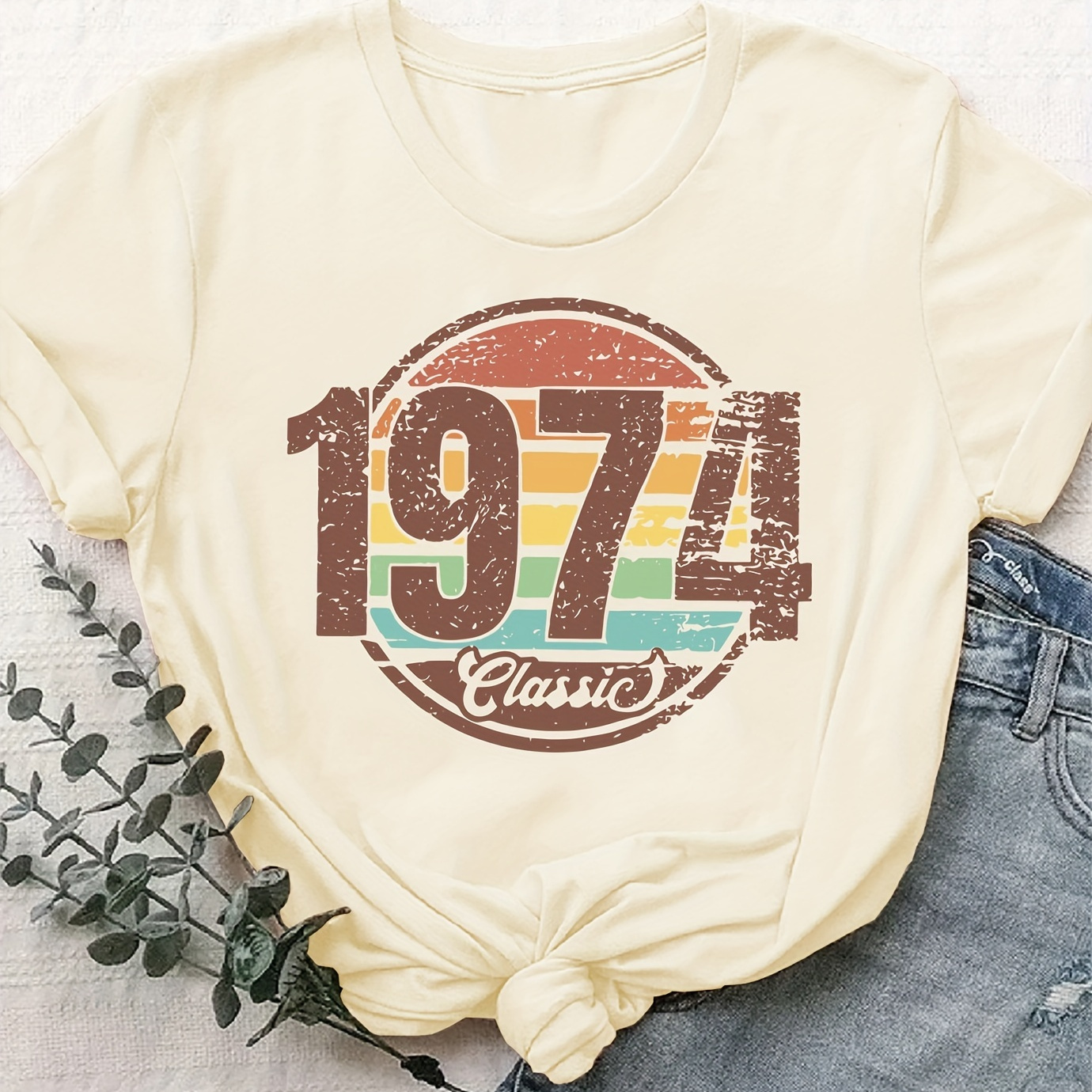 

T-shirt imprimé 1974, haut décontracté à manches courtes et col rond pour l'été et le printemps, vêtements pour femmes