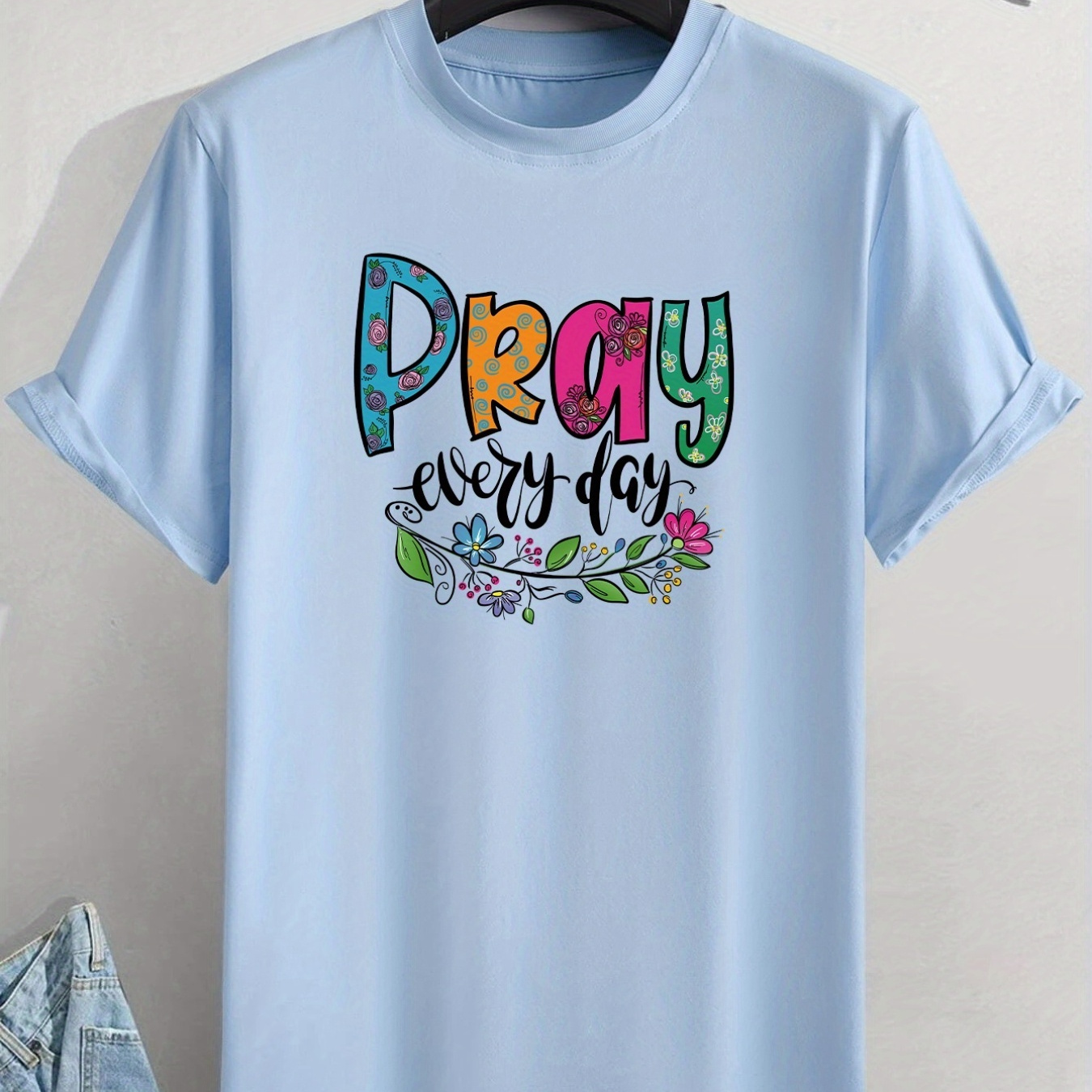 Plus Size Men's Trendy Graphic "Pray Everyday" T-shirt, Comfy Elastic Tees For Summer, Men's Clothing