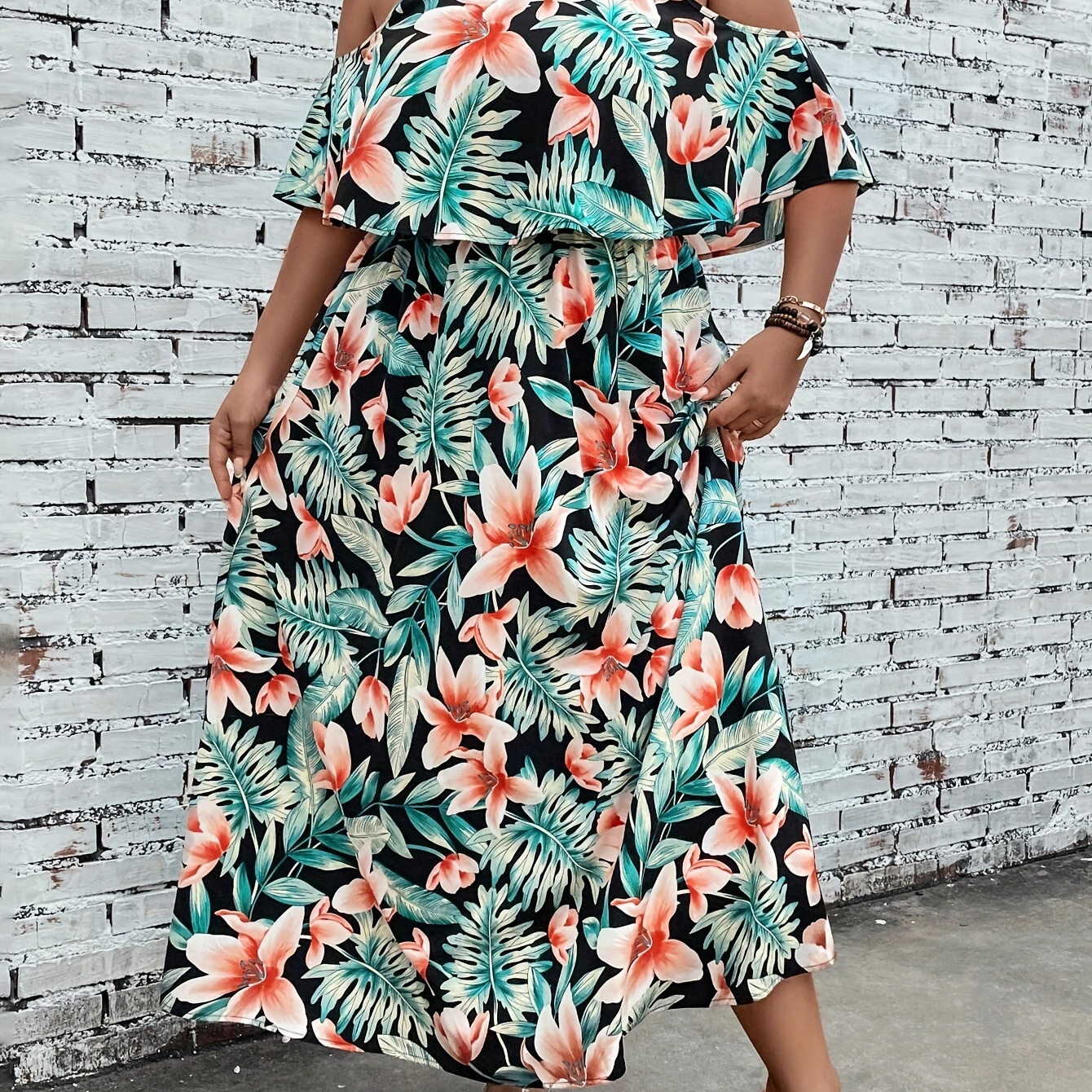 

Plus Size Tropical Print Cold Shoulder Dress, Vacation Style Long Length Ruffle Trim Dress For Spring & Summer, Women's Plus Size Clothing