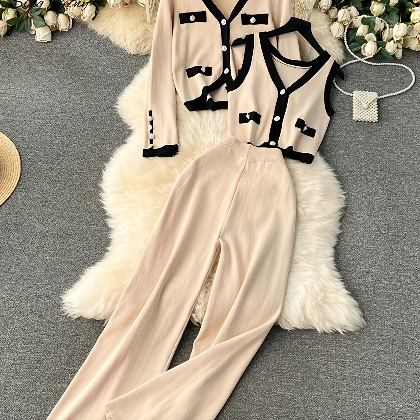 

Women's Elegant Autumn/winter Knit Pants Set, Polyester Blend, V-neck, Zipper Closure, Knitted Fabric With Polyester And Viscose, Nylon Lining, No Print