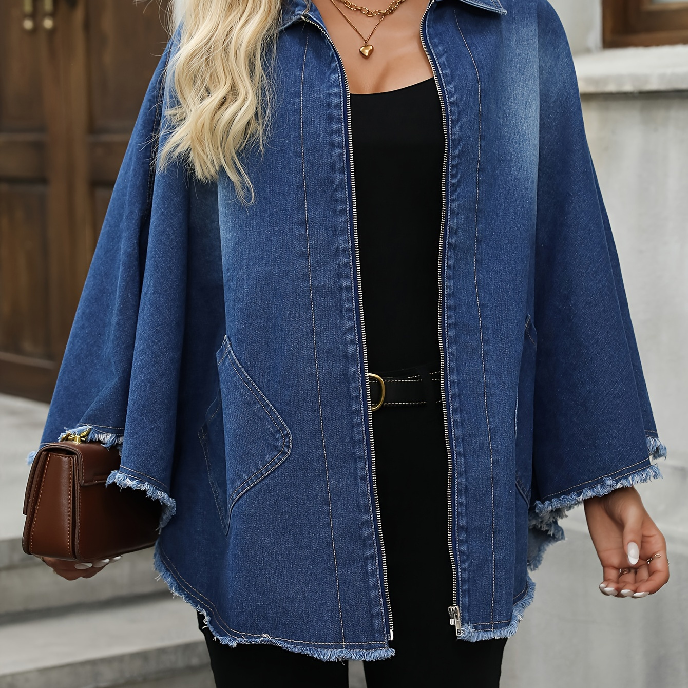 

Manteau en jean à ourlet et manches chauve-souris, style élégant, grande taille, pour femmes.