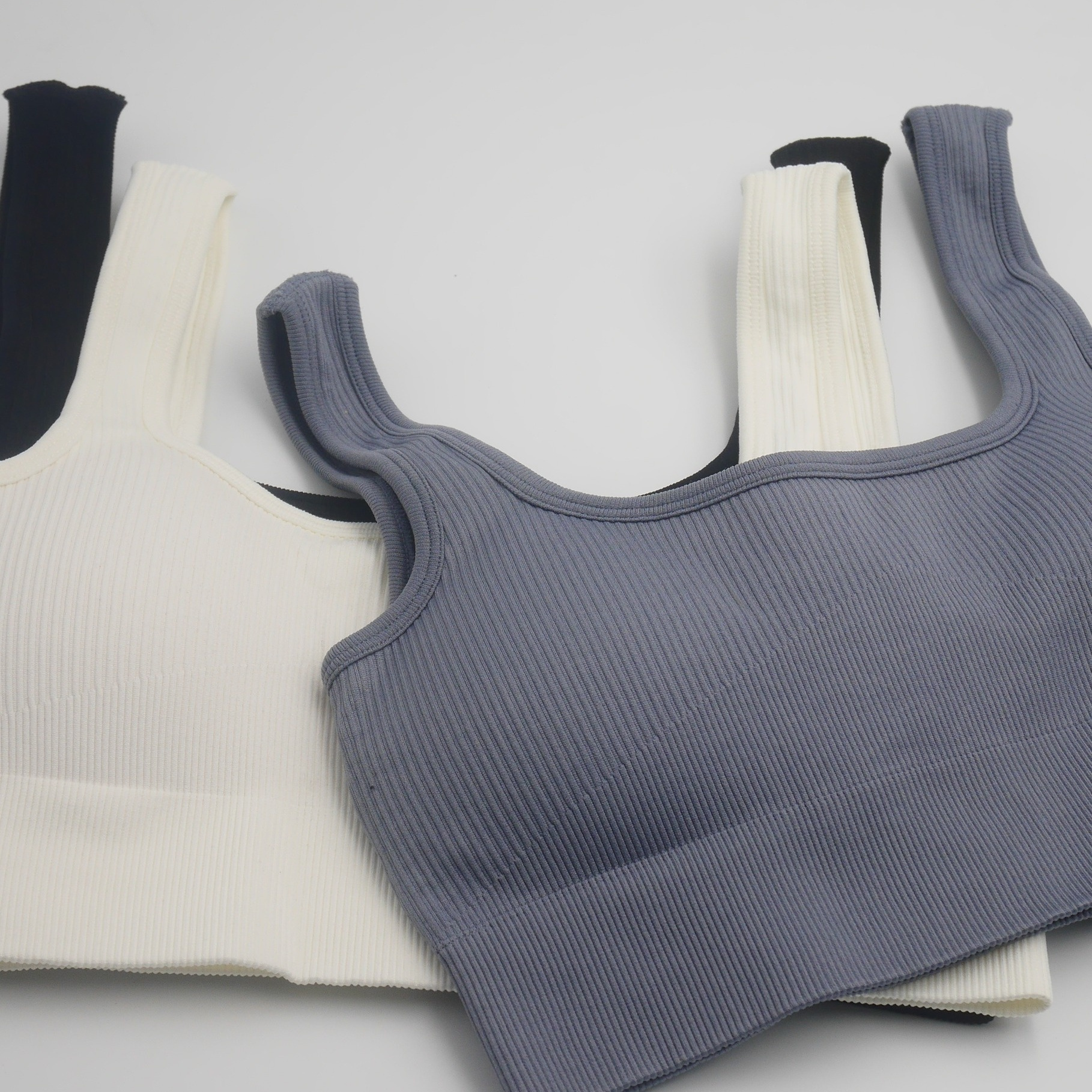 High stretch Seamless Sports Bras Women Removable Cups - Temu