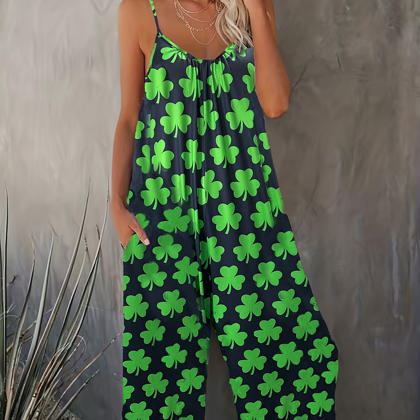 

St. Patrick's Day Shamrock Print Cami Jumpsuit, Versatile Sleeveless Jumpsuit For Spring & Summer, Women's Clothing