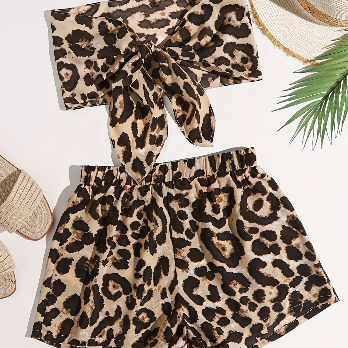 

Leopard Print Sexy 2 Piece Set, Crop Tube Top & Elastic Waist Shorts Outfits For Summer, Women's Clothing