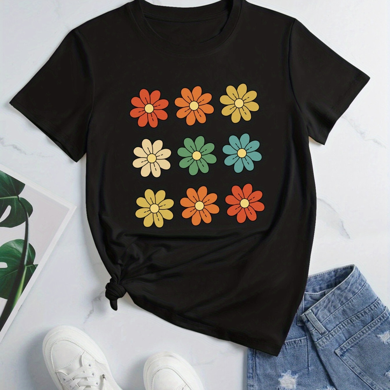 

Daisy Print Crew Neck T-shirt, Casual Short Sleeve T-shirt For Spring & Summer, Women's Clothing